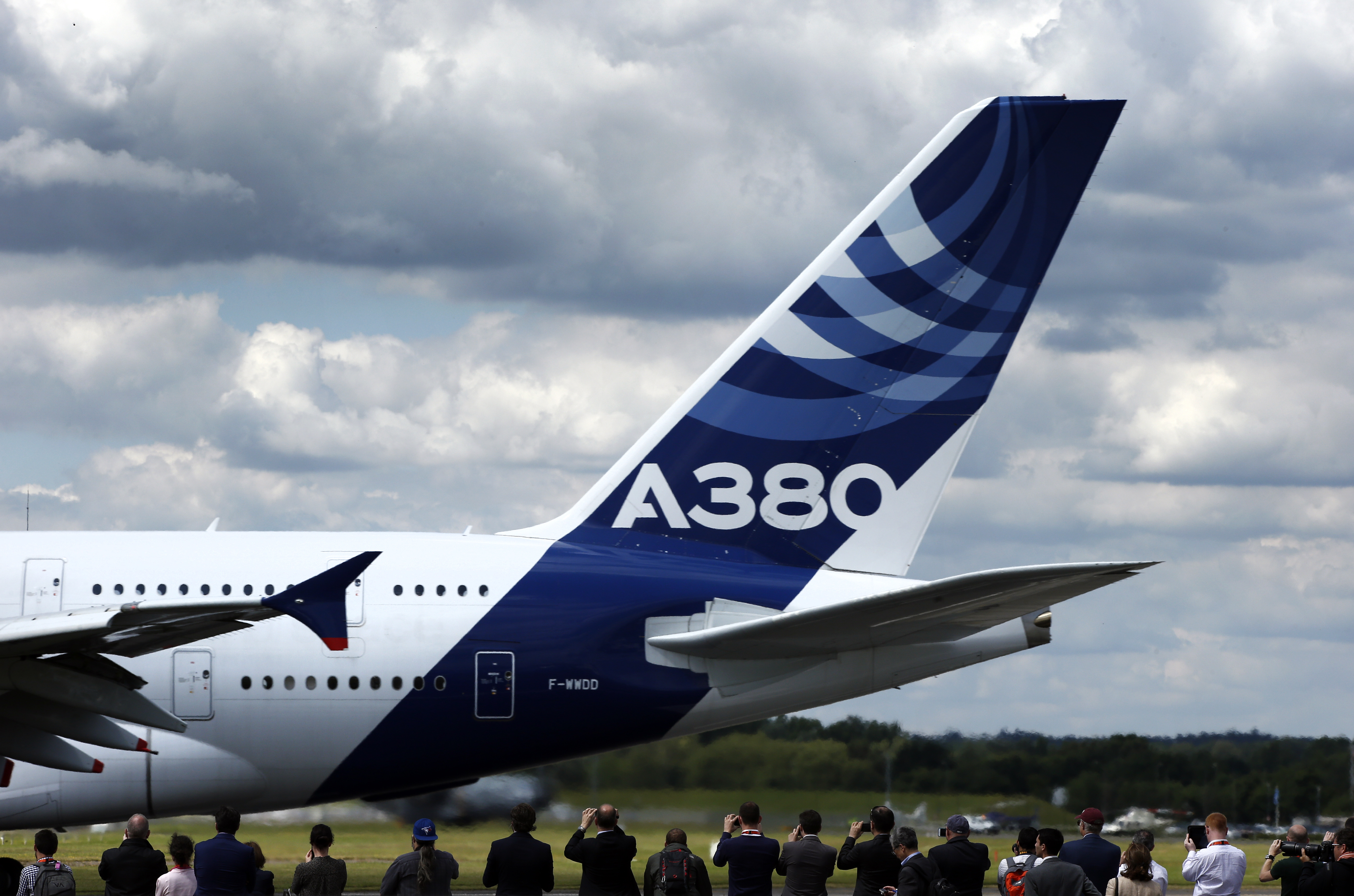 Repedésveszély miatt figyelmeztetést adtak ki a legrégebbi Airbus A380-asokra