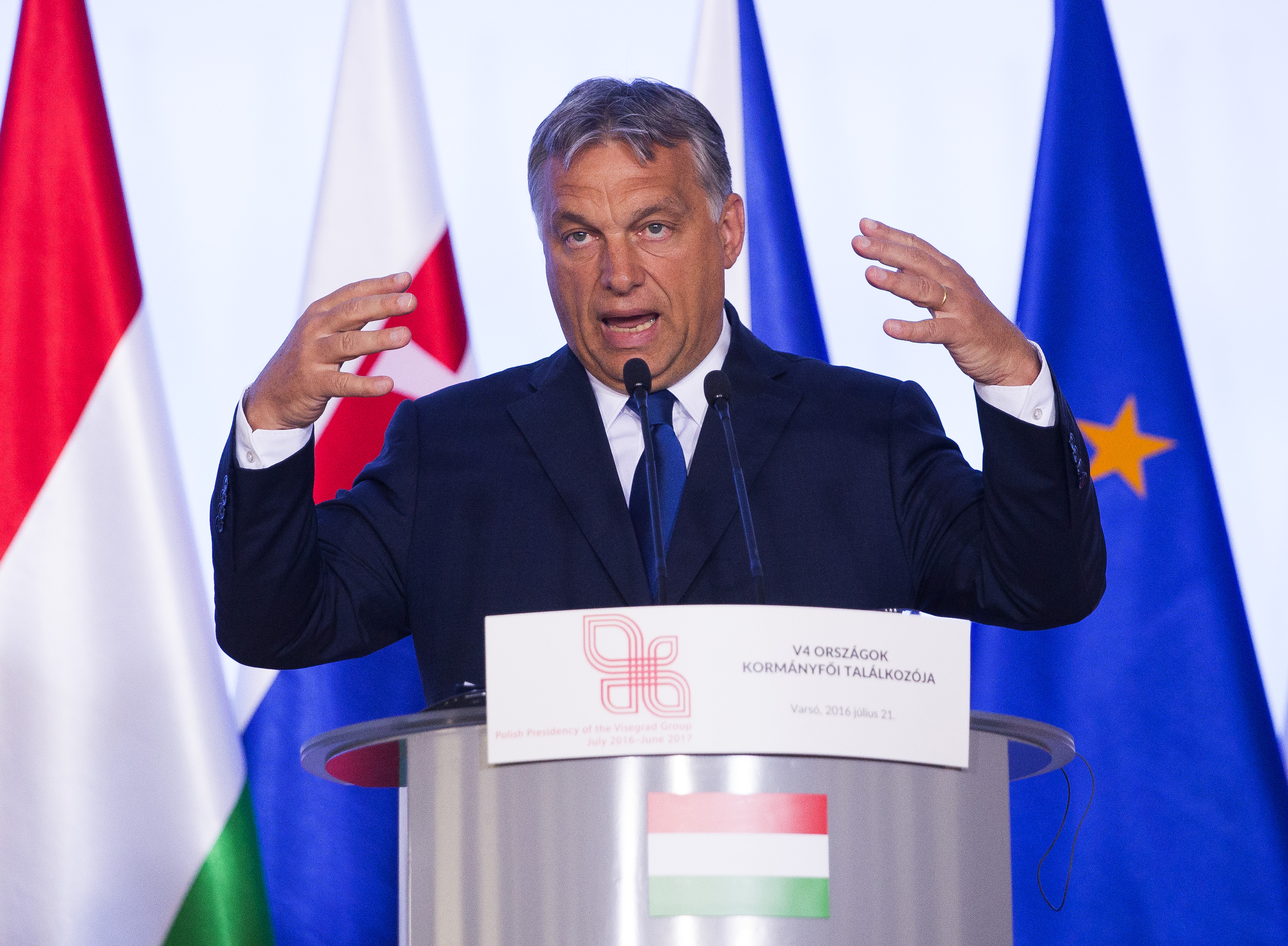 Orbán megadja az alaphangot, Mengyi Voldemort bukhatja a mentelmi jogát