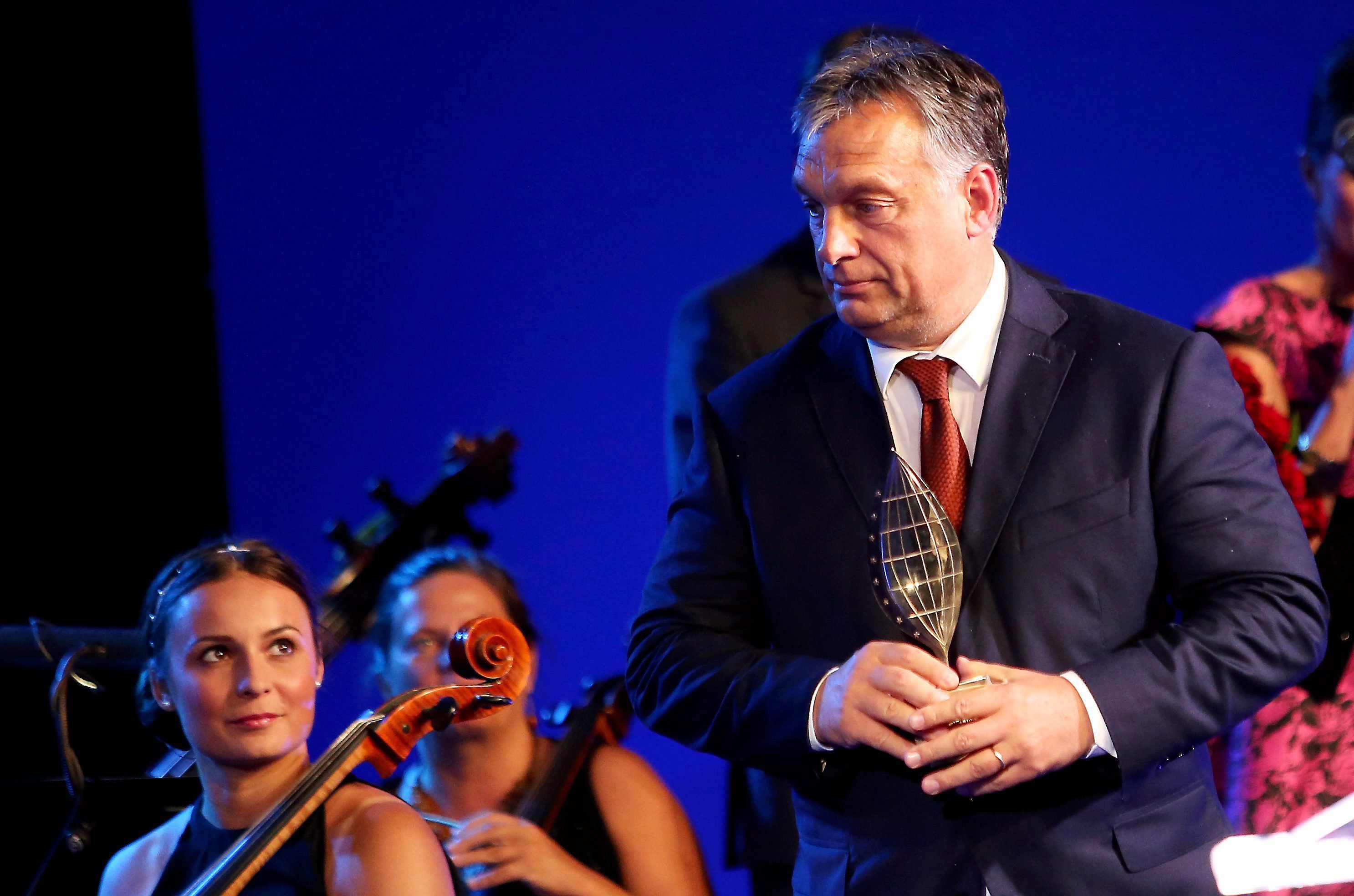 Orbán: A pénznek nincs szaga, de a birtoklóinak igen