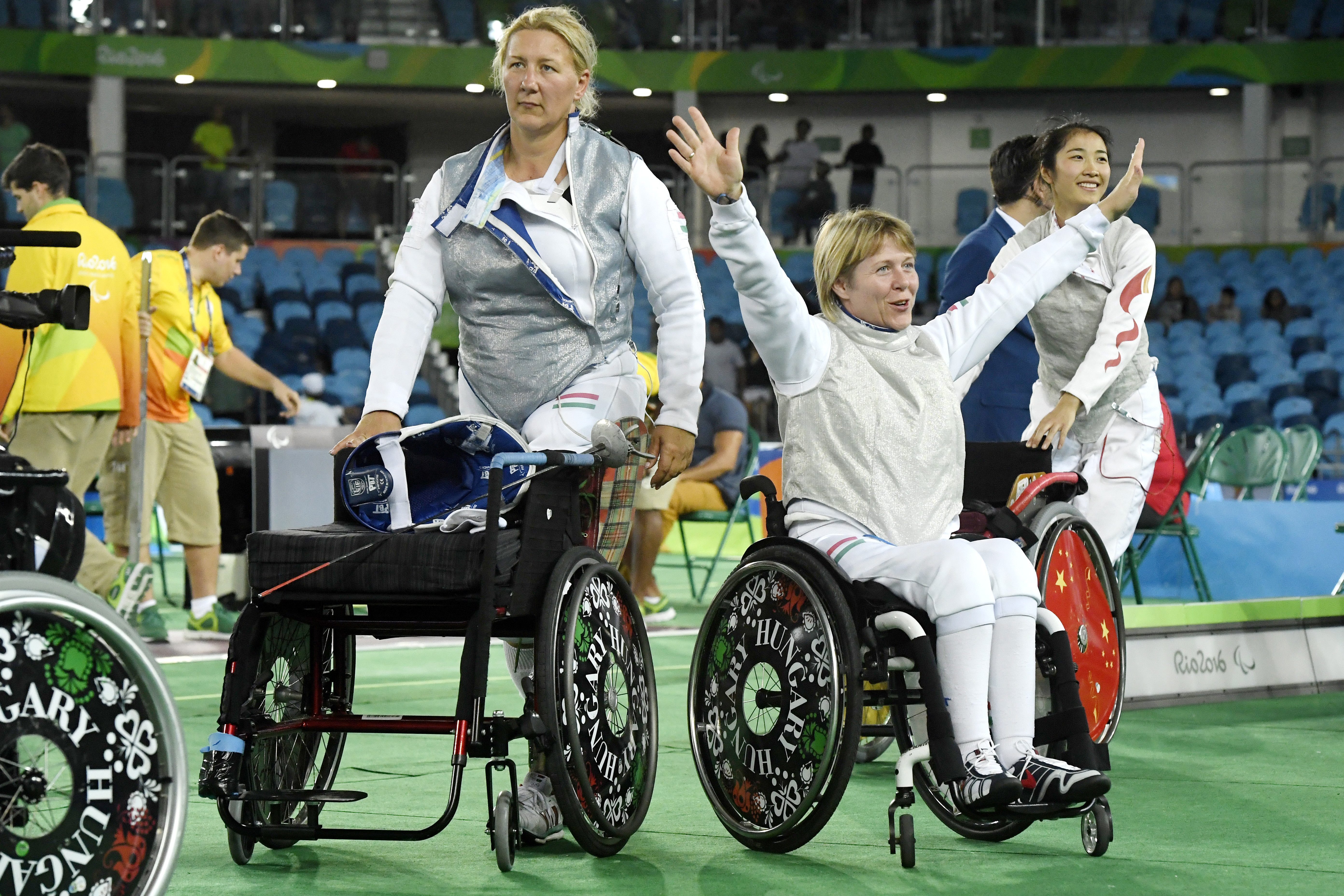 Ezüstérmet nyert a női tőrcsapat a paralimpián