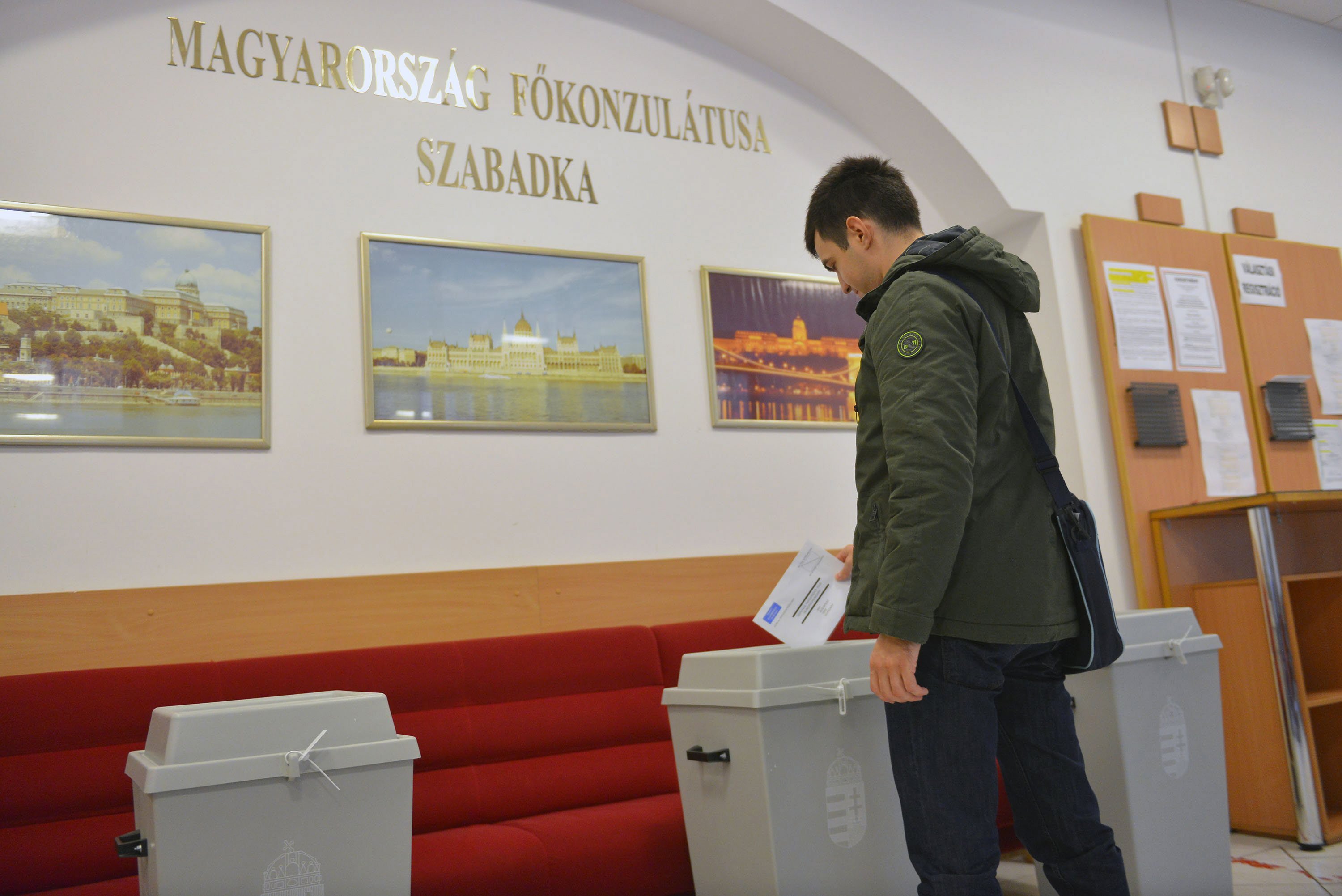 Számos külföldi nagyvárosban nem lesz tiszás külképviseleti megfigyelő, csak fideszes a szavazáson