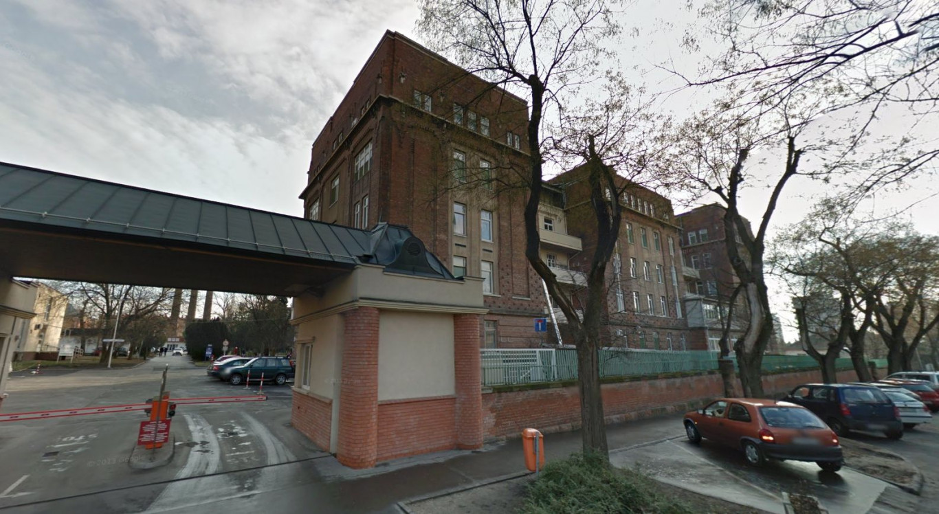 Sötét és hideg a Bajcsy kórház egyik belgyógyászati osztálya, a betegeket más osztályokon helyezik el