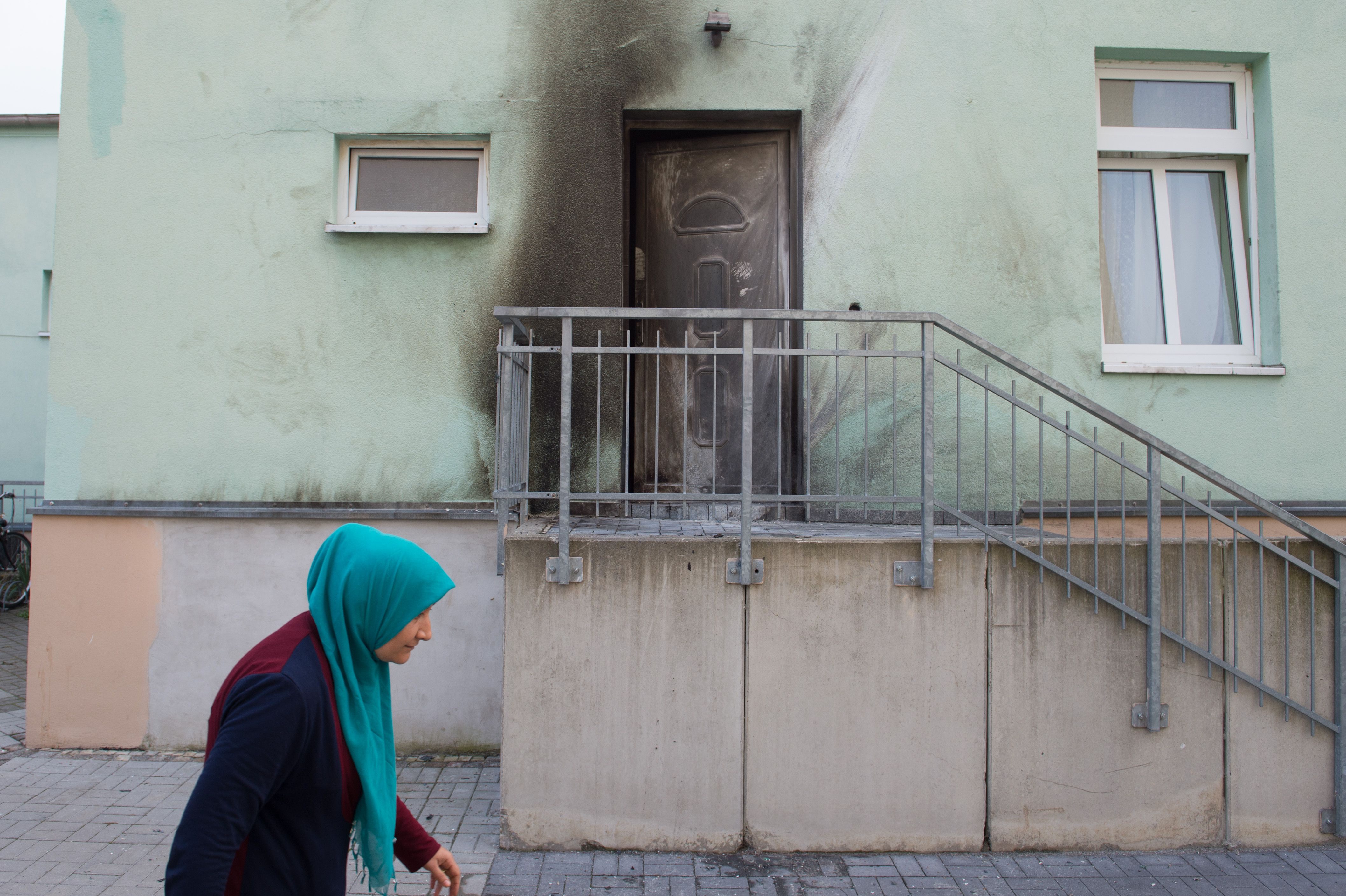Egy mecsetnél és egy rendezvényközpontnál robbantottak este Drezdában