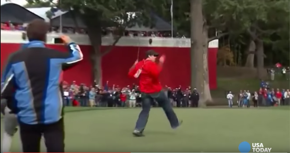 Egy bekiabáló troll verseny közben szívatta meg a golf világelitjét