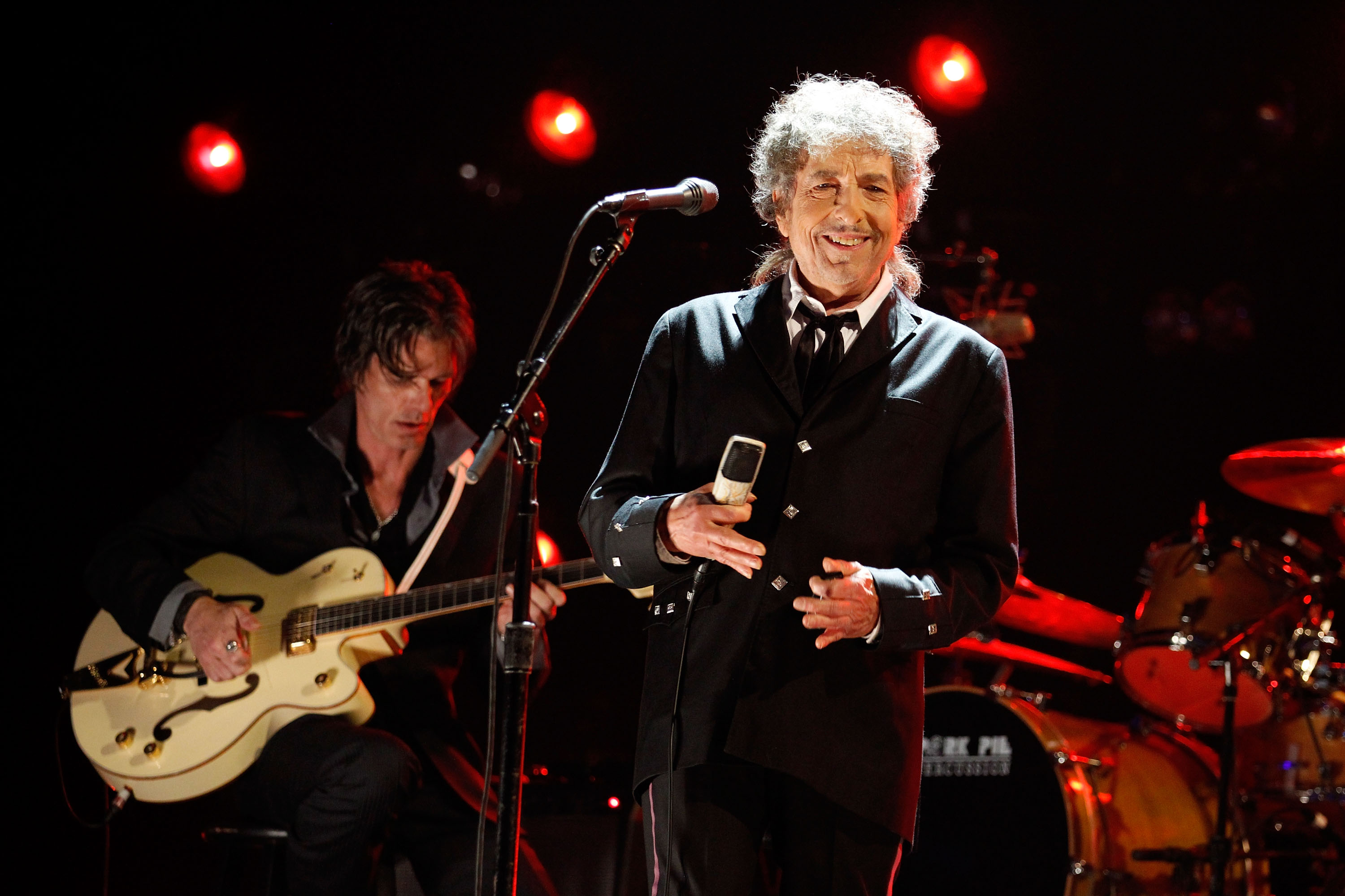 Bob Dylan átvette a Nobel-díjat