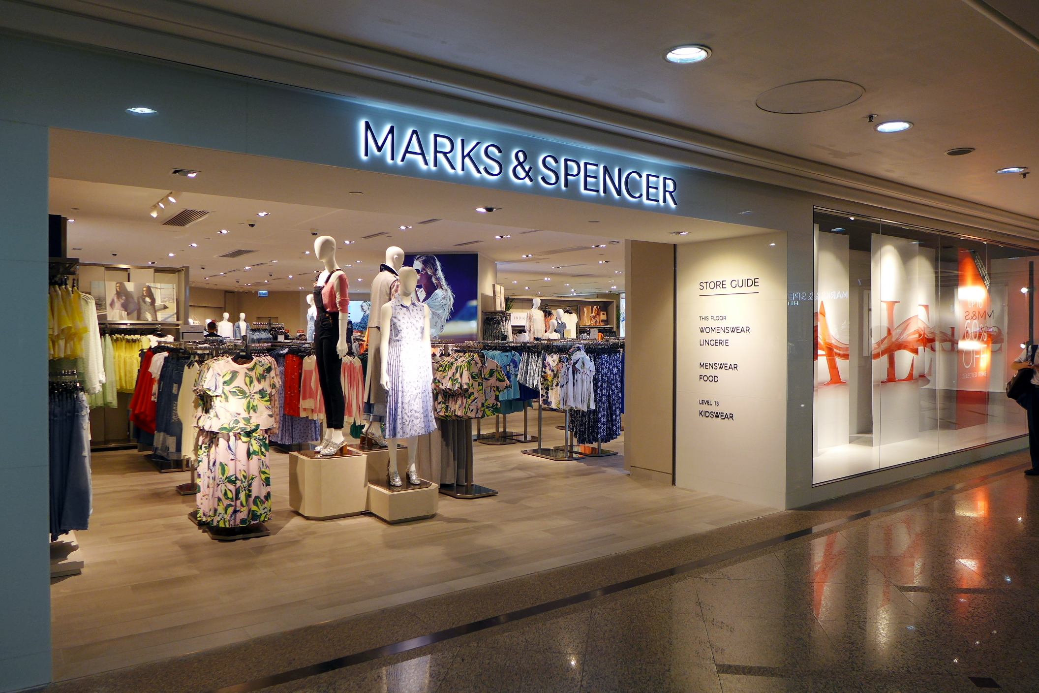 Kivonul Magyarországról a Marks & Spencer