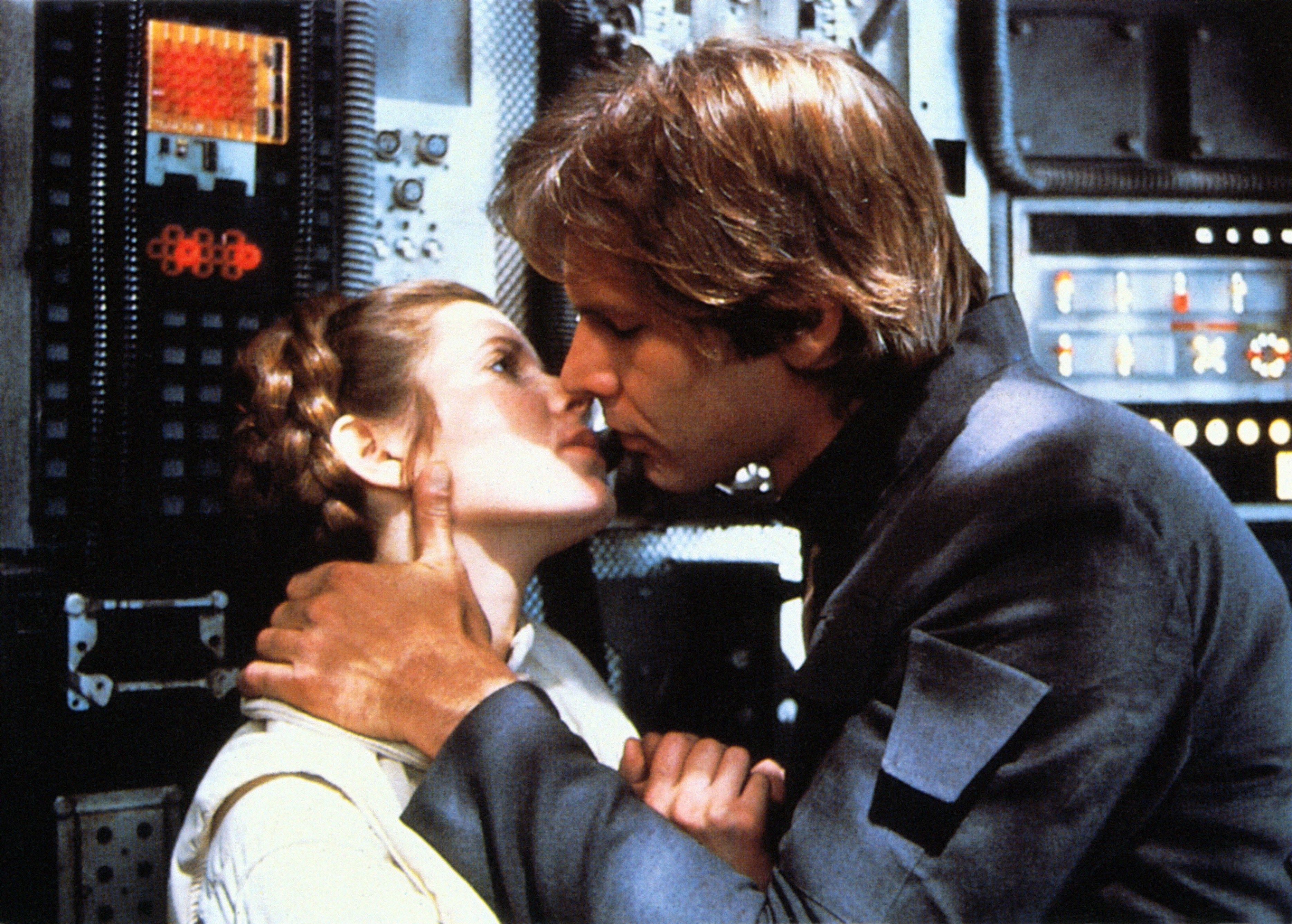 Carrie Fisher és Harrison Ford a valóságban előbb lefeküdt egymással, mint a Csillagok háborújában