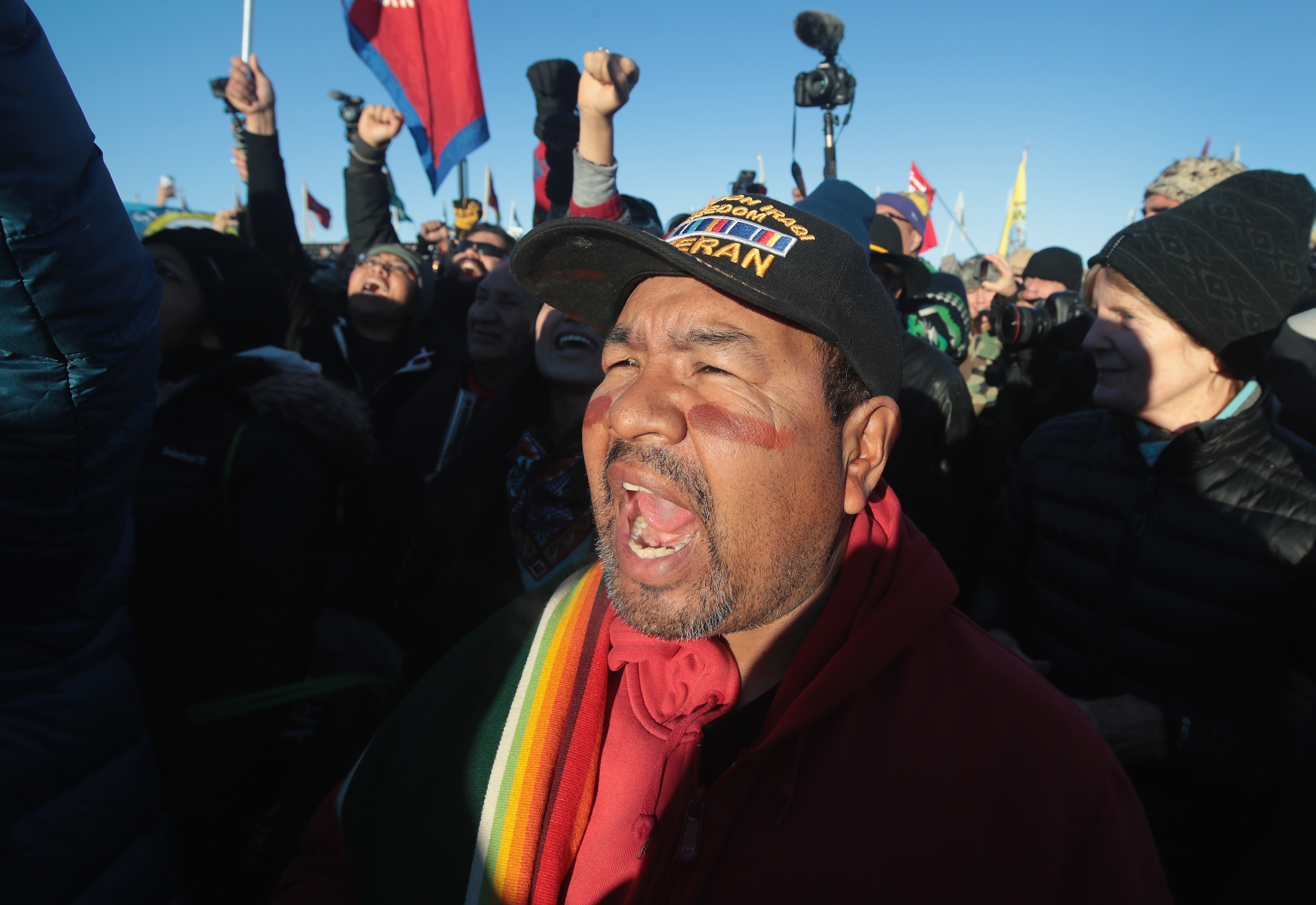 A legkeményebb körülmények között tartottak ki a Standing Rock-tüntetők, most győztek, de jön Trump