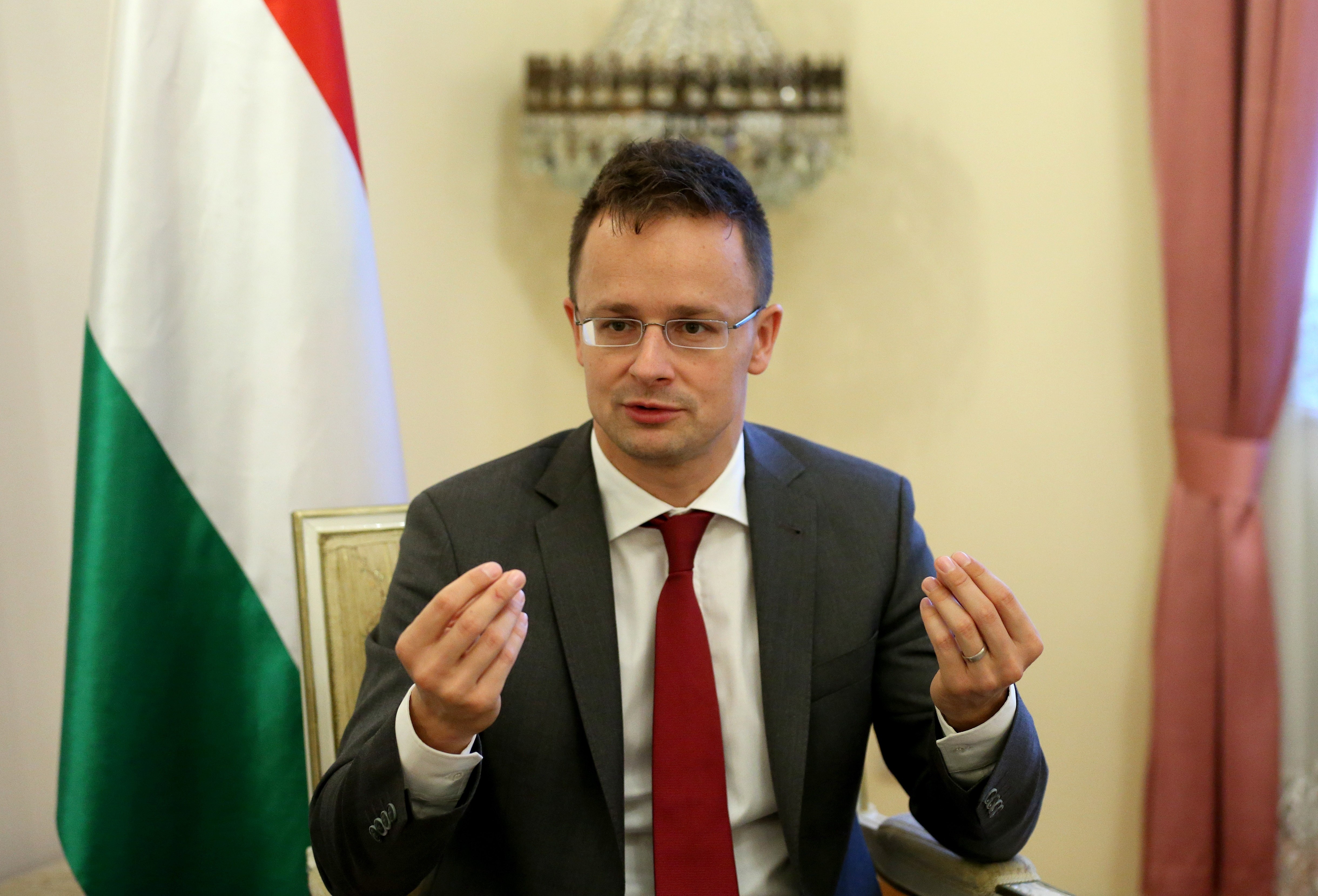 A magyar külügy bekérette az amerikai és a német nagykövetség ügyvivőjét, mert kiálltak a CEU mellett