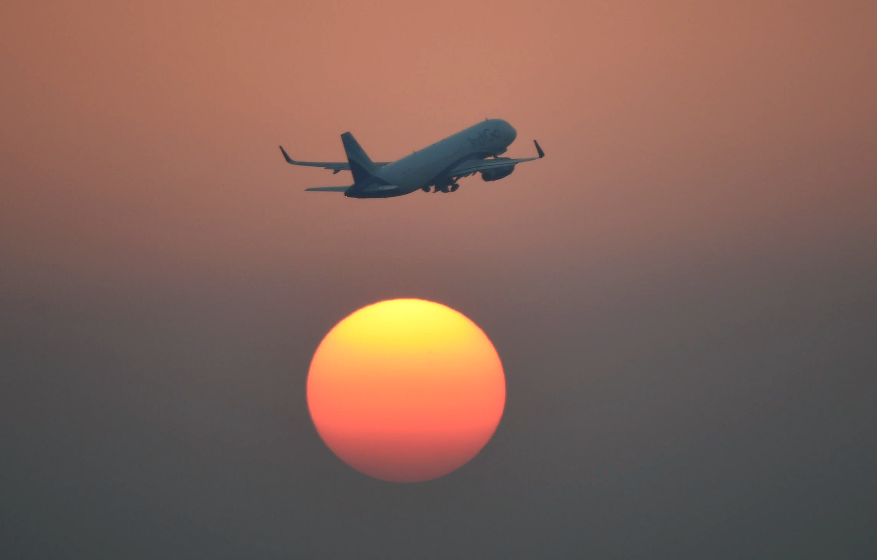 Mostantól nem dobhatják ki az emberi ürüléket India felett a repülők
