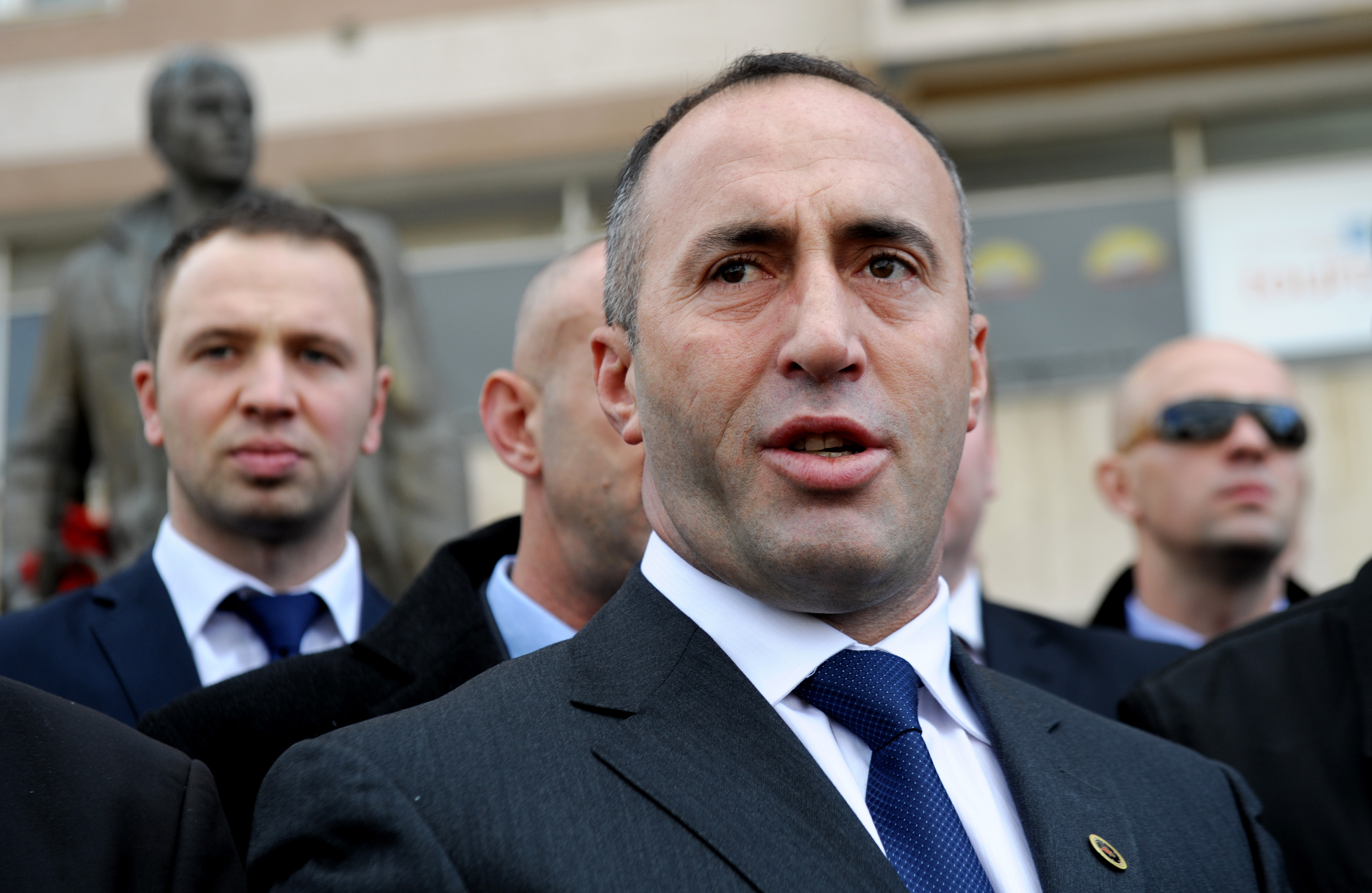 Őrizetbe vették a volt koszovói miniszterelnököt Franciaországban