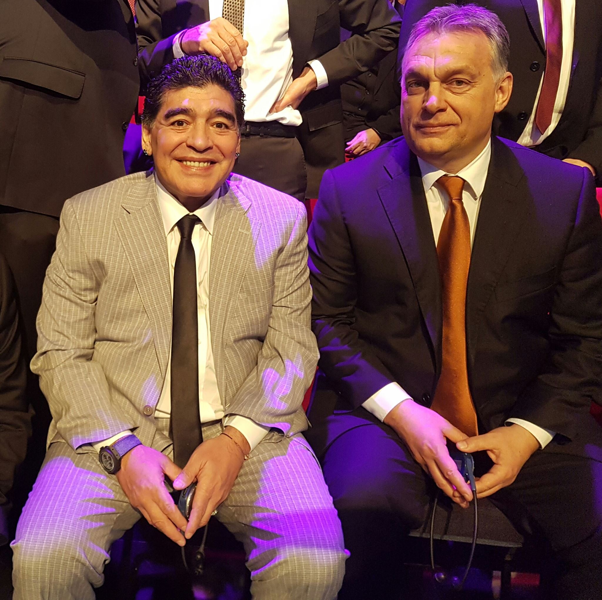 Maradona egy legenda mellett izgulta végig a FIFA-gálát