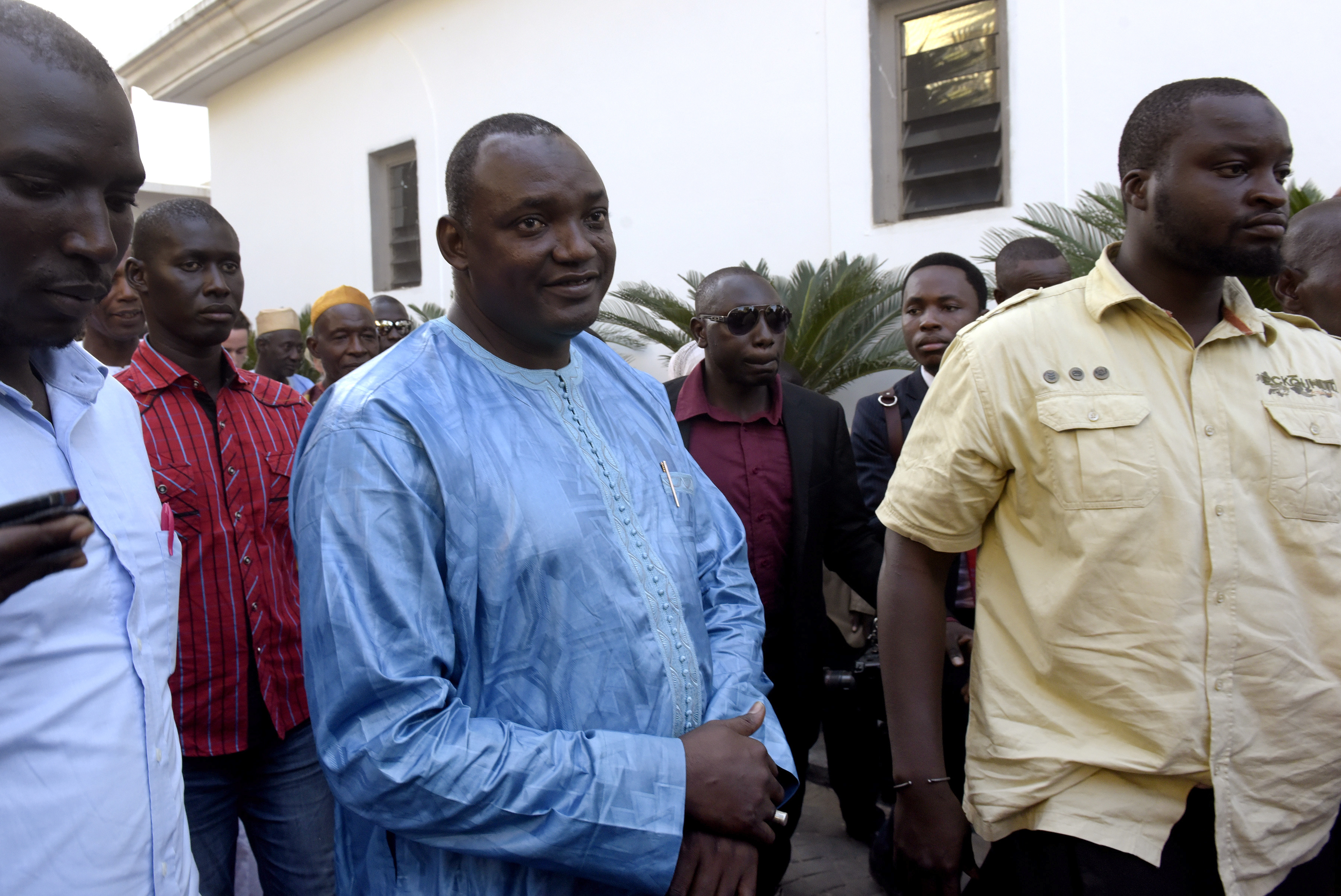 Széttépte egy kutya Gambia megválasztott elnökének fiát