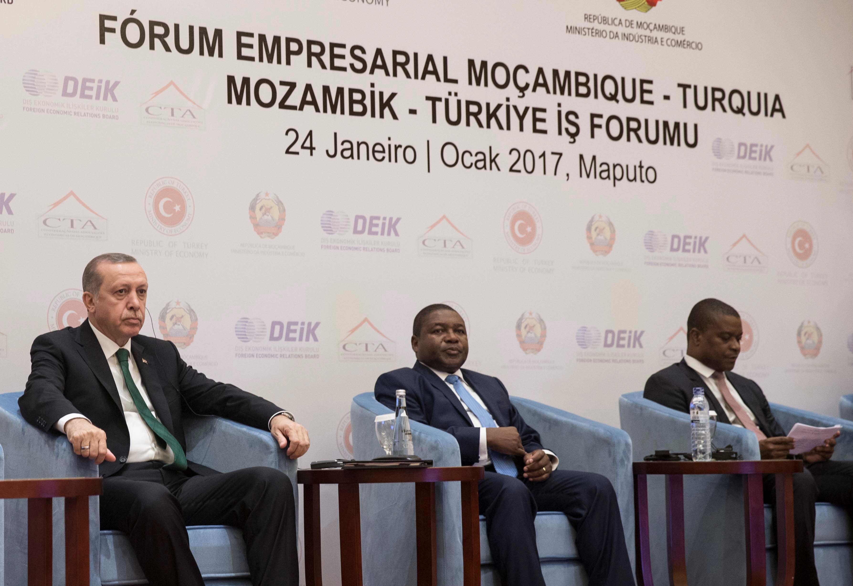 Erdogan Mozambikban sem tűri a gülenistákat