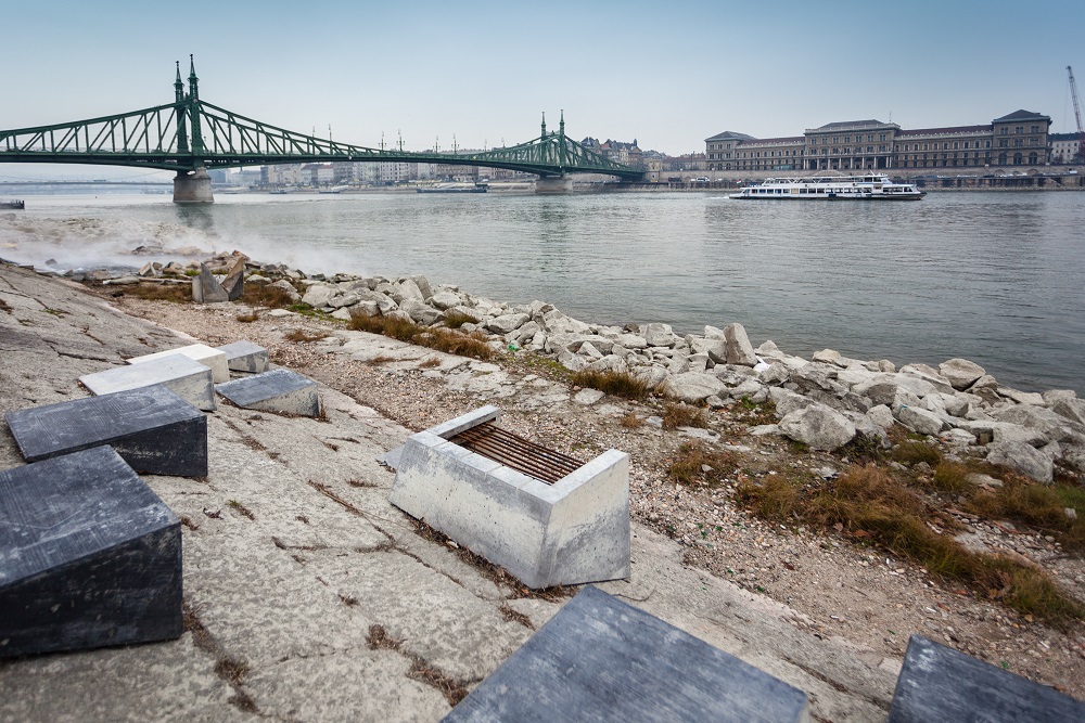Zseniális grillező placcot hoztak létre BME-s hallgatók a Duna partján