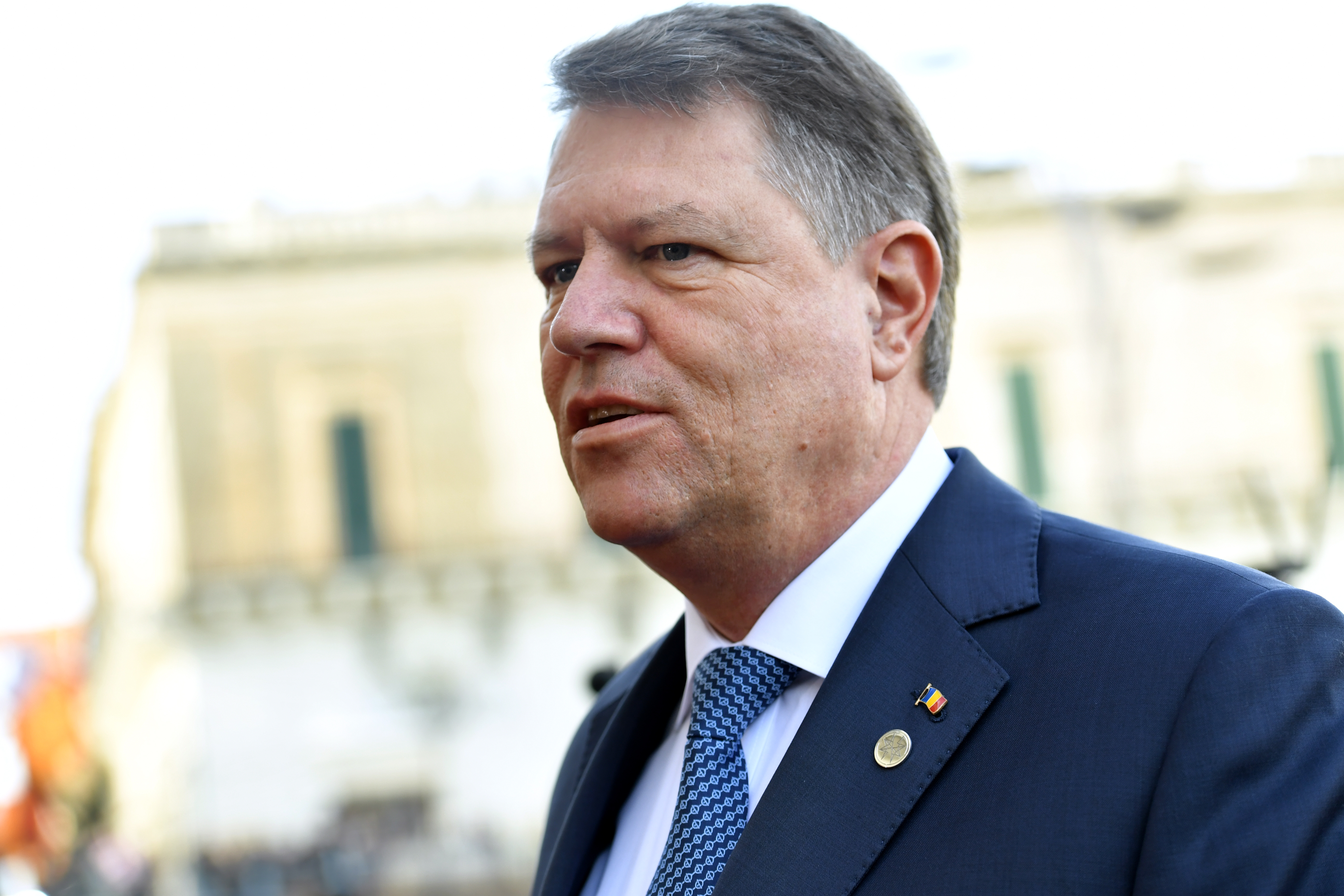A román elnök szerint még nincs eldöntve, hogy Jeruzsálembe költöztetik a nagykövetségüket