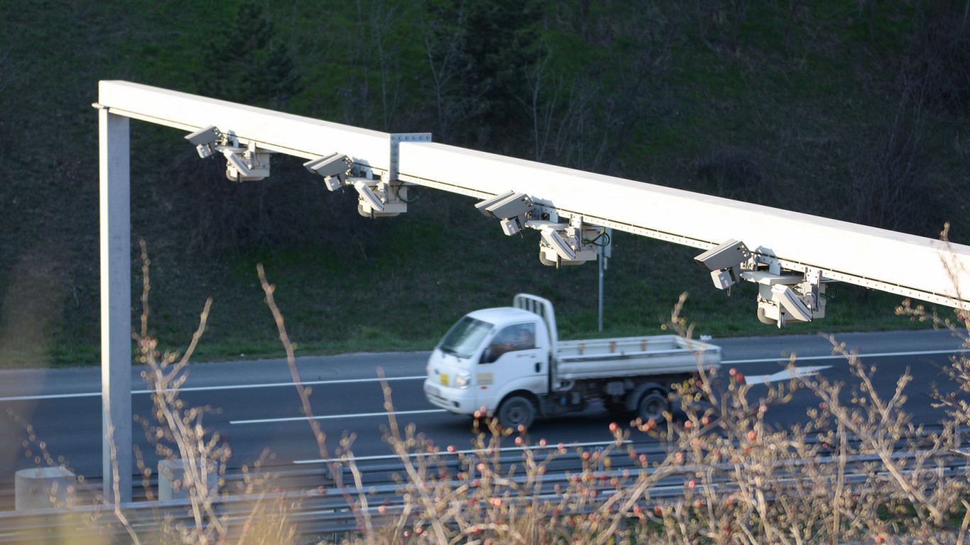 Egy hónap alatt 53 ezer gyorshajtót mértek be Budapesten az új traffipaxok