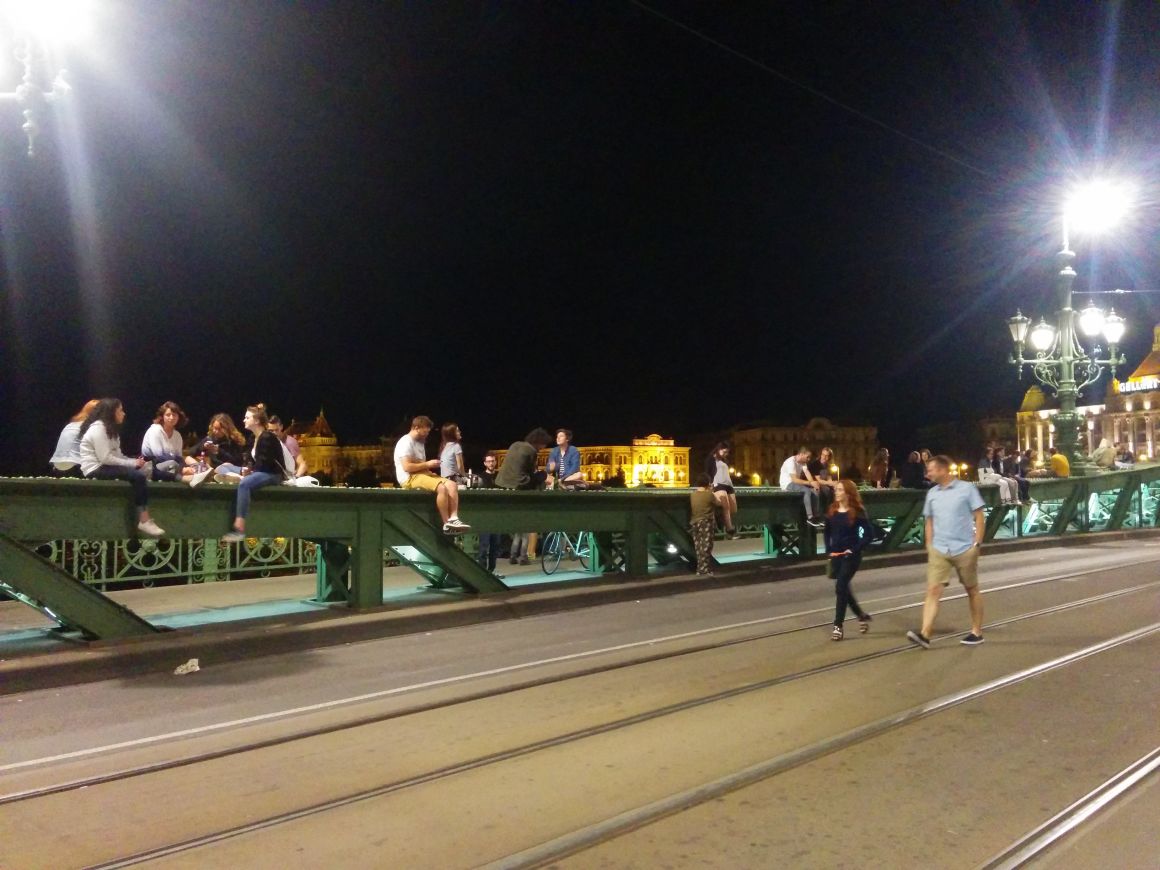 Tarlós István fontolgatja, hogy a nyári hétvégékre ismét lezárják a Szabadság hidat