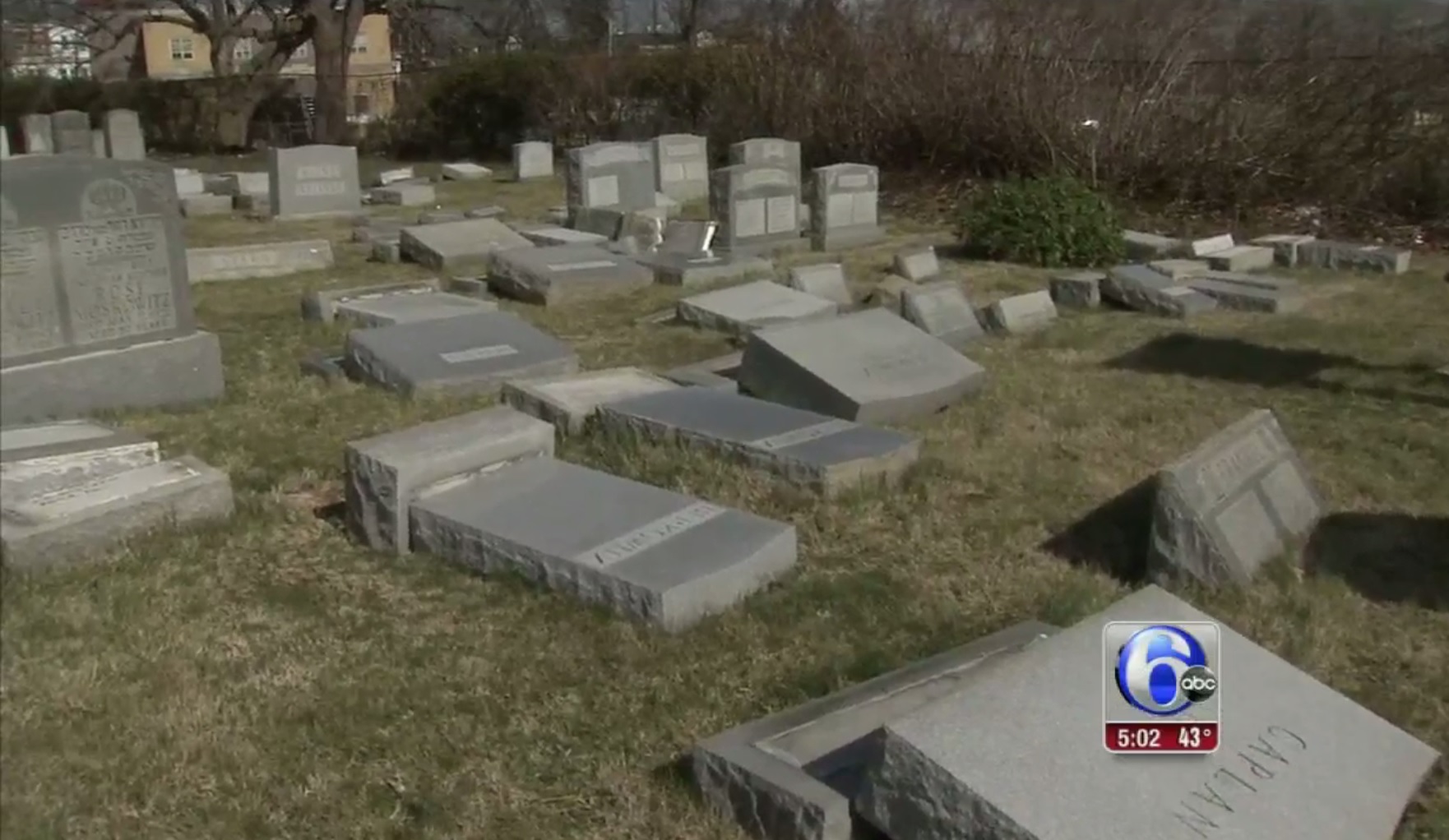 Több száz sírkövet rongáltak meg egy philadelphiai zsidó temetőben