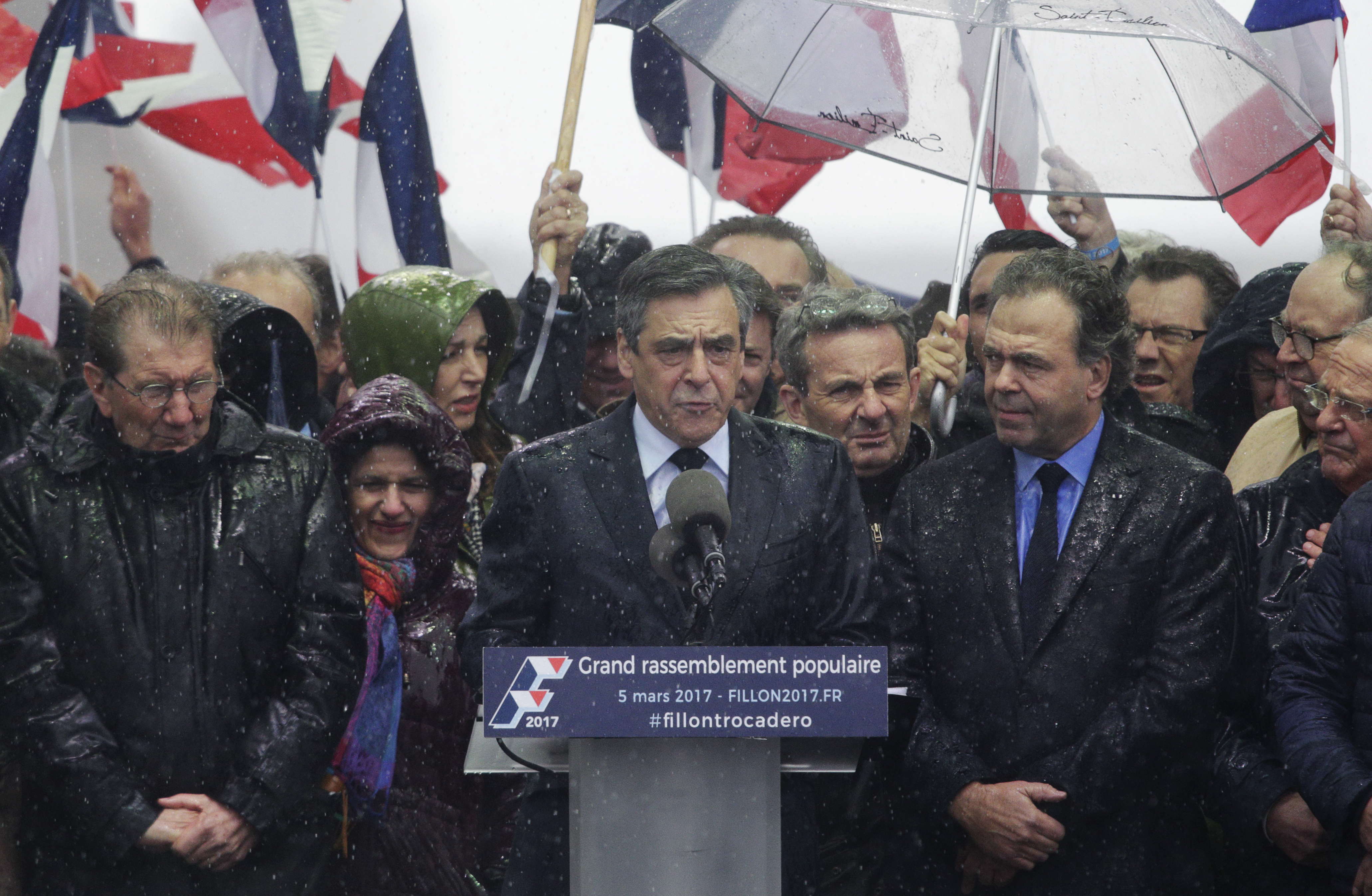 Ilyen furcsa elnökválasztás még sosem volt a francia V. Köztársaságban