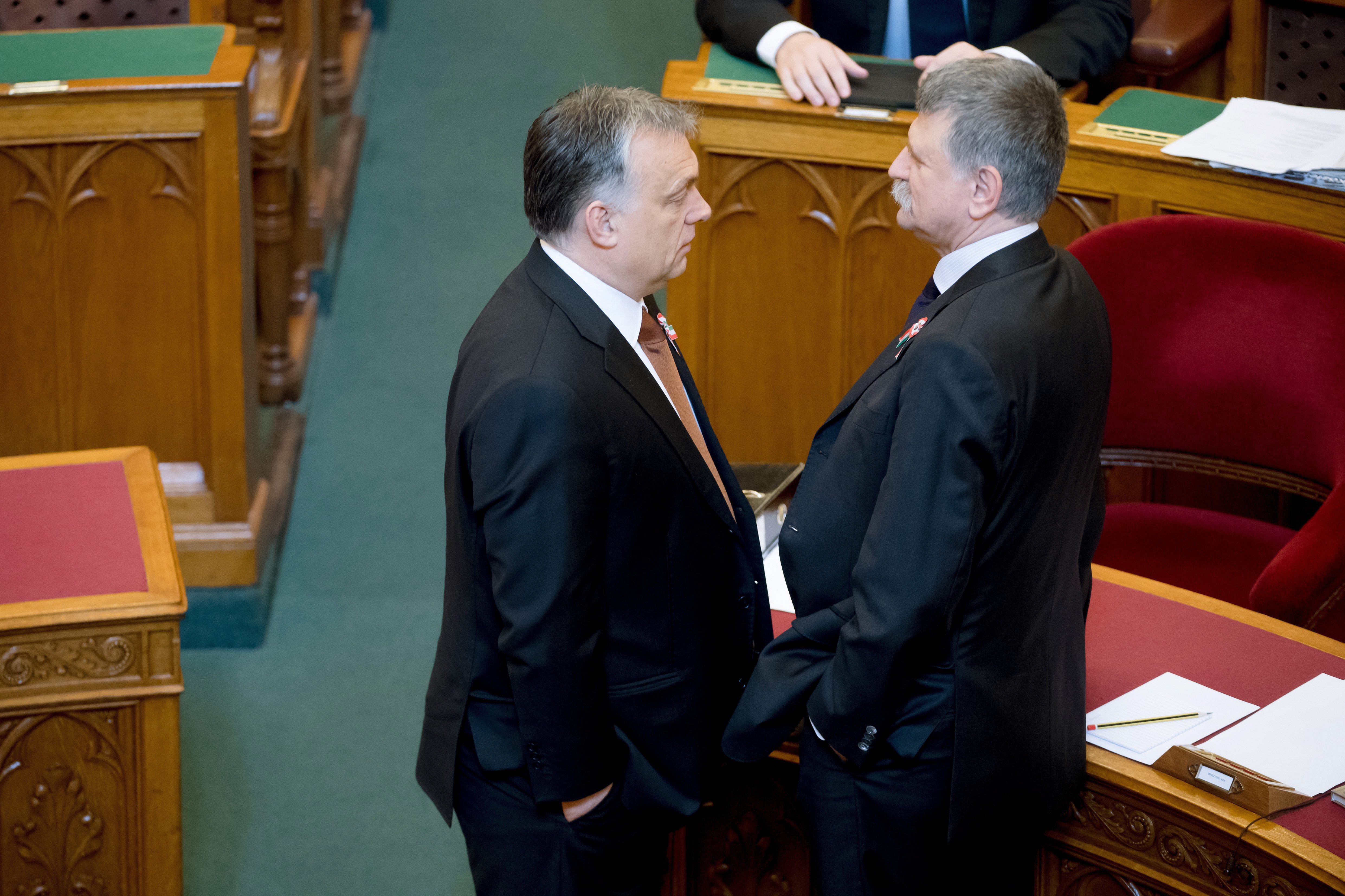 Orbán fújatta le Borkai választások előtti rendkívüli sajtótájékoztatóját
