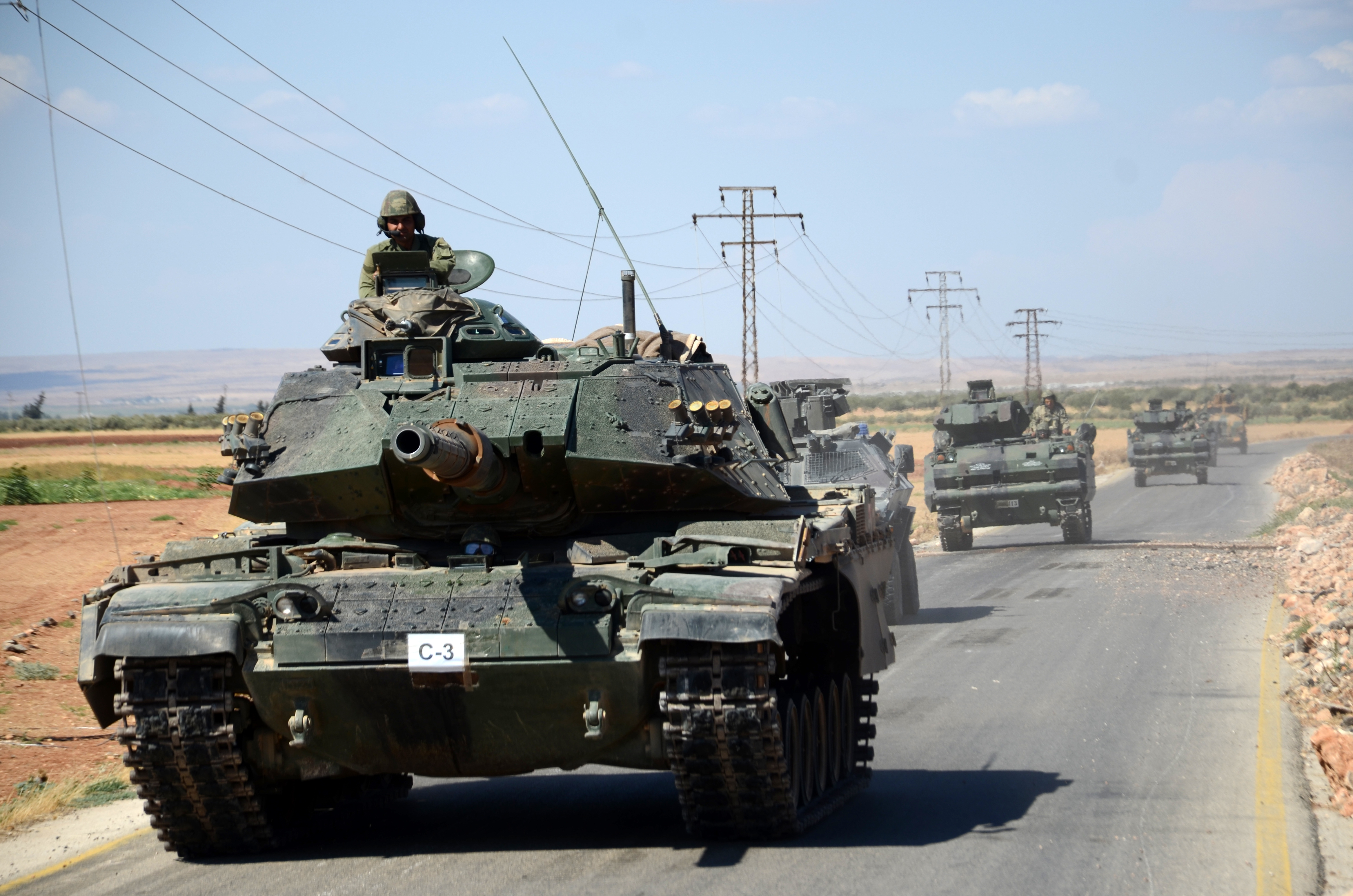 Nem akar kivonulni a török hadsereg Szíriából