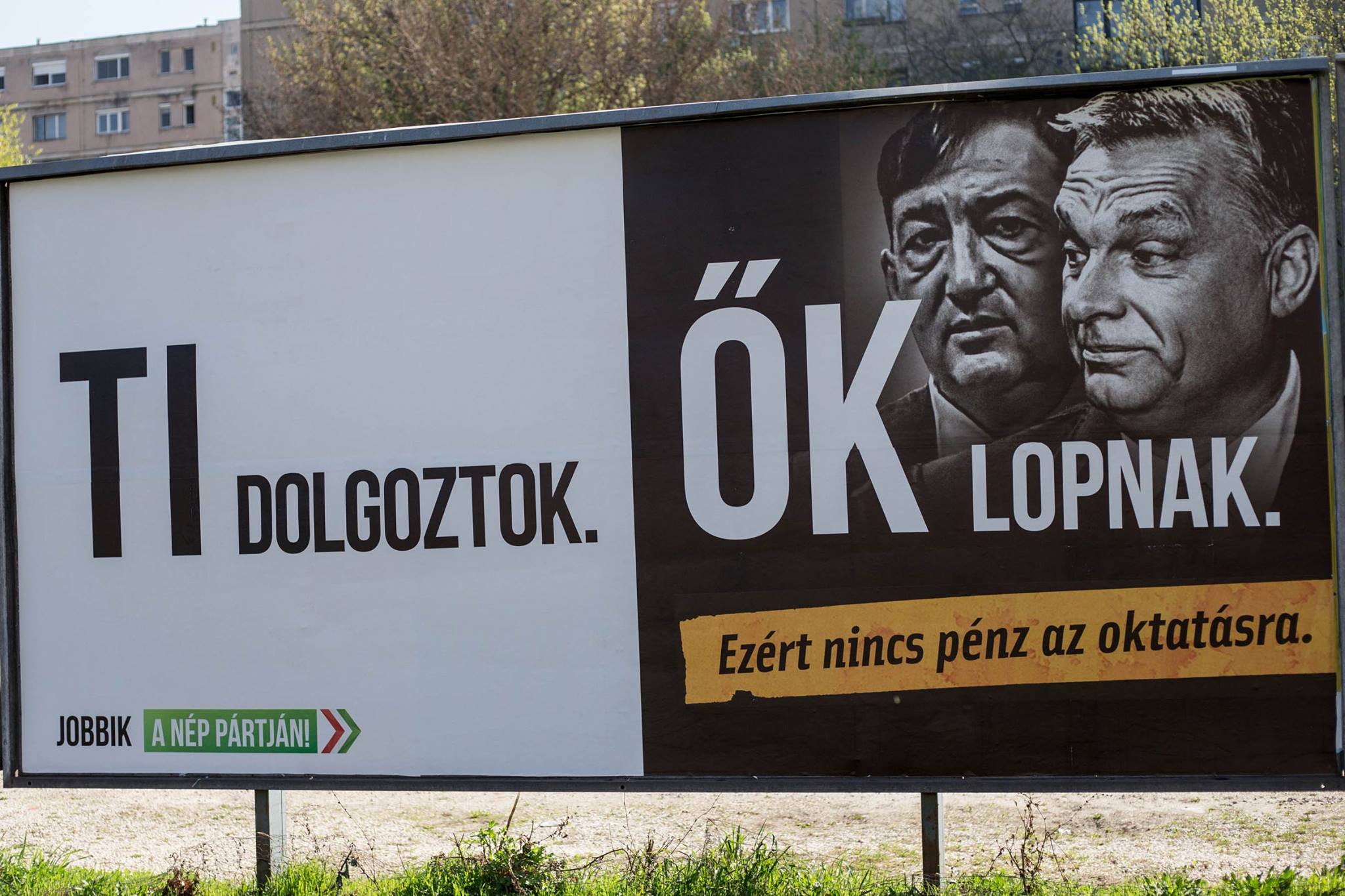 10+1 év plakáthisztéria Rogán Antal és Balásy Gyula Magyarországán