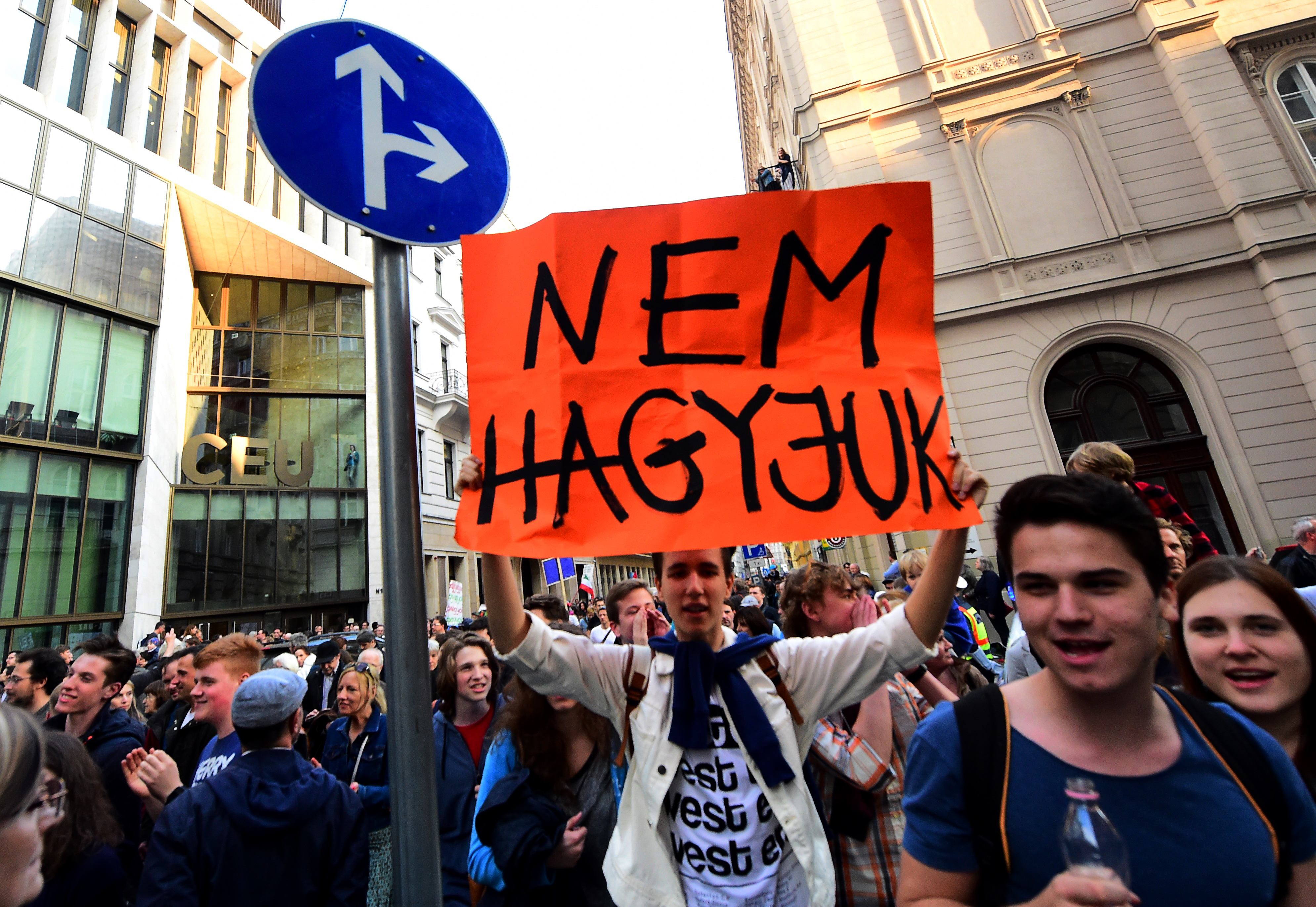 Ignatieff reagált: Küzdeni fogunk a nyilvánvalóan diszkriminatív törvény ellen