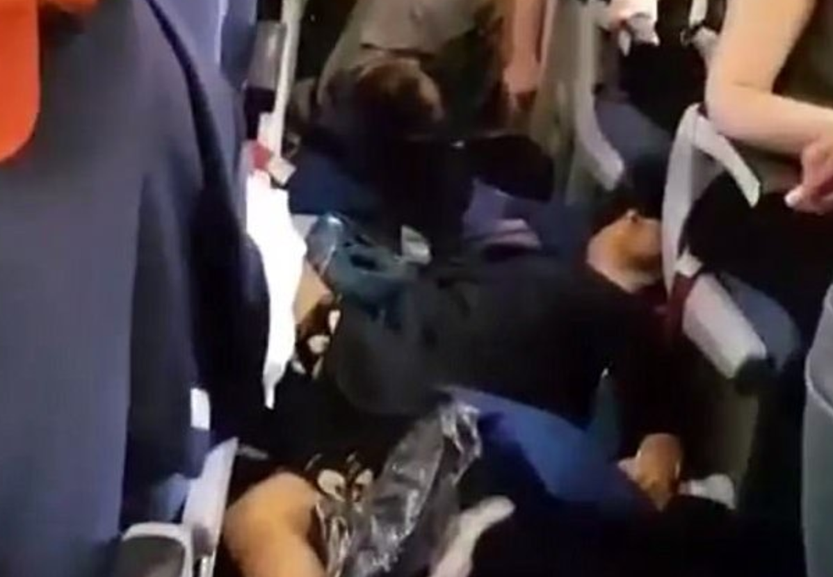 Akkora turbulencia volt, hogy repkedtek az utasok az Aeroflot bangkoki járatán
