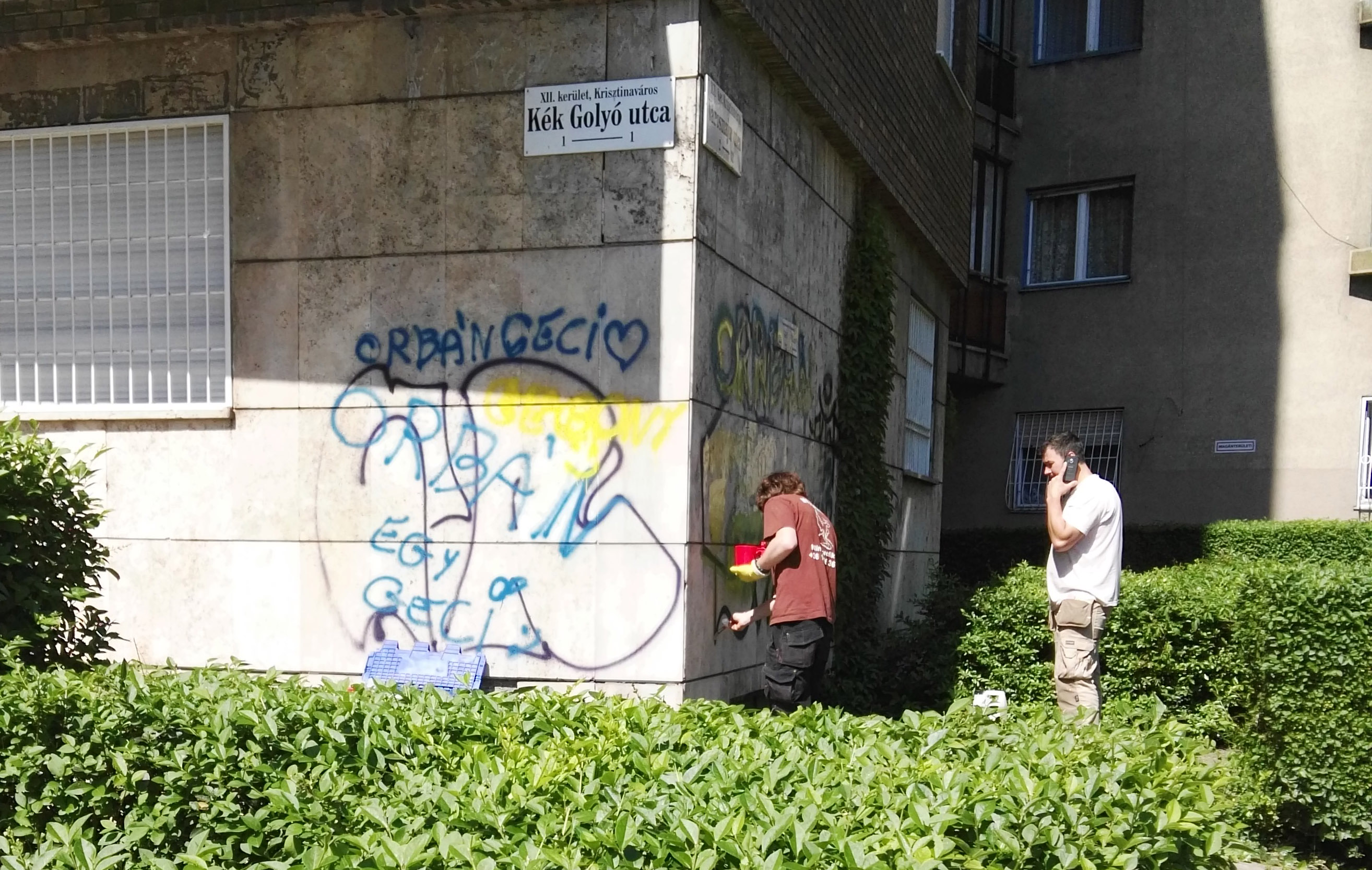 Újabb gyorsreakciós hadtest állt csatasorba a Városmajor és a Kékgolyó utca sarkán dúló graffitiháborúban