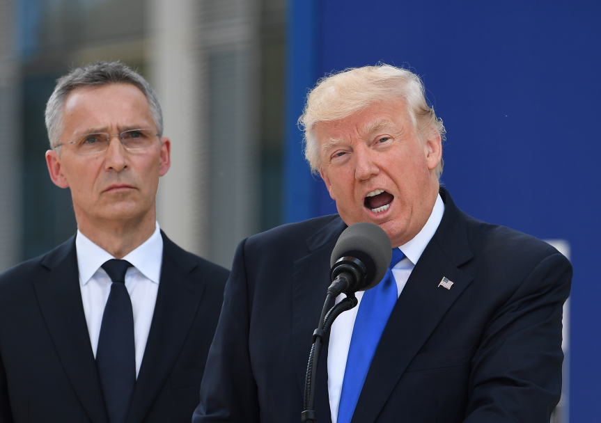 Az USA észt nagykövete Trump NATO-gyalázása miatt vonul vissza