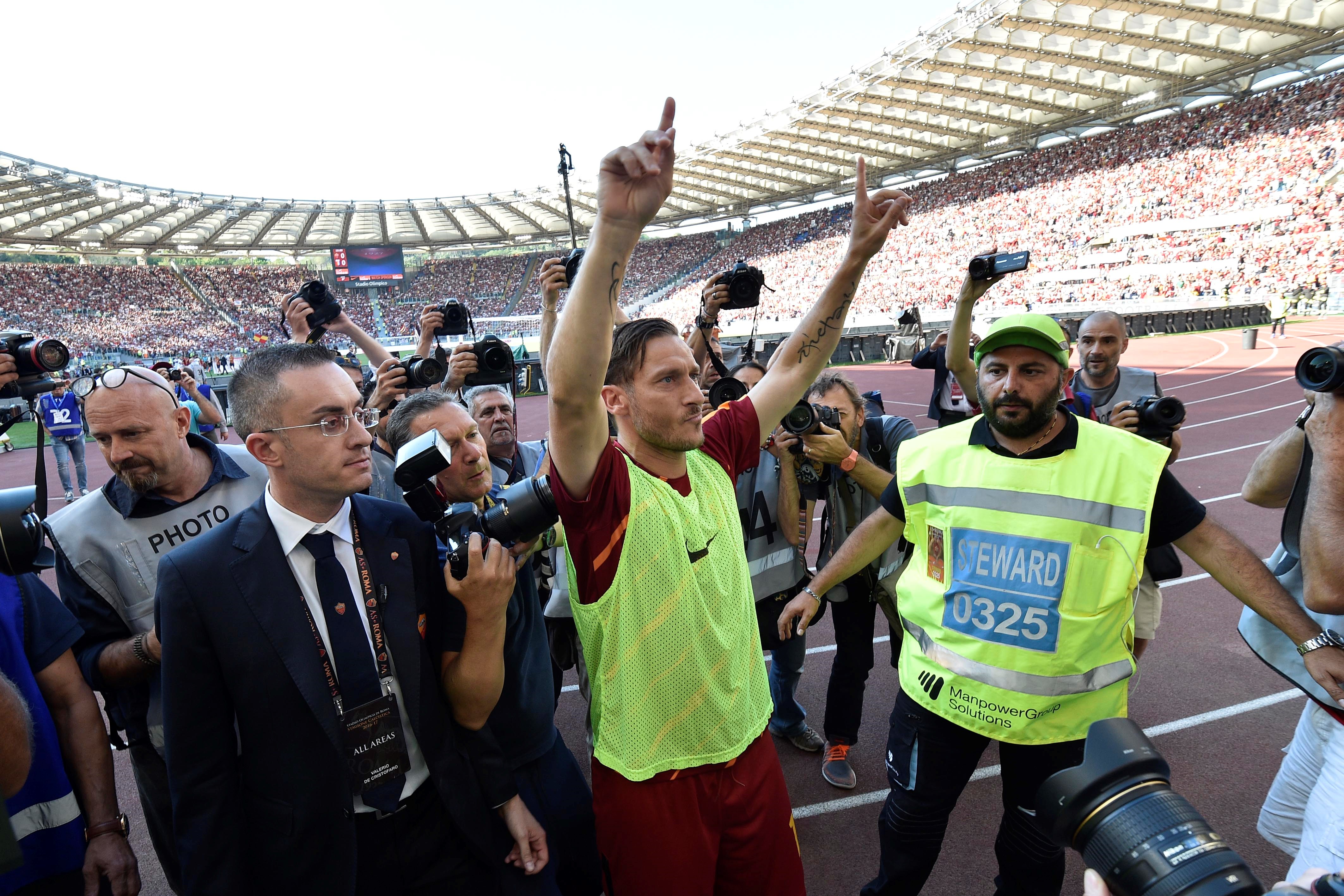 Félistenként búcsúztatták utolsó meccsén a visszavonuló Francesco Tottit