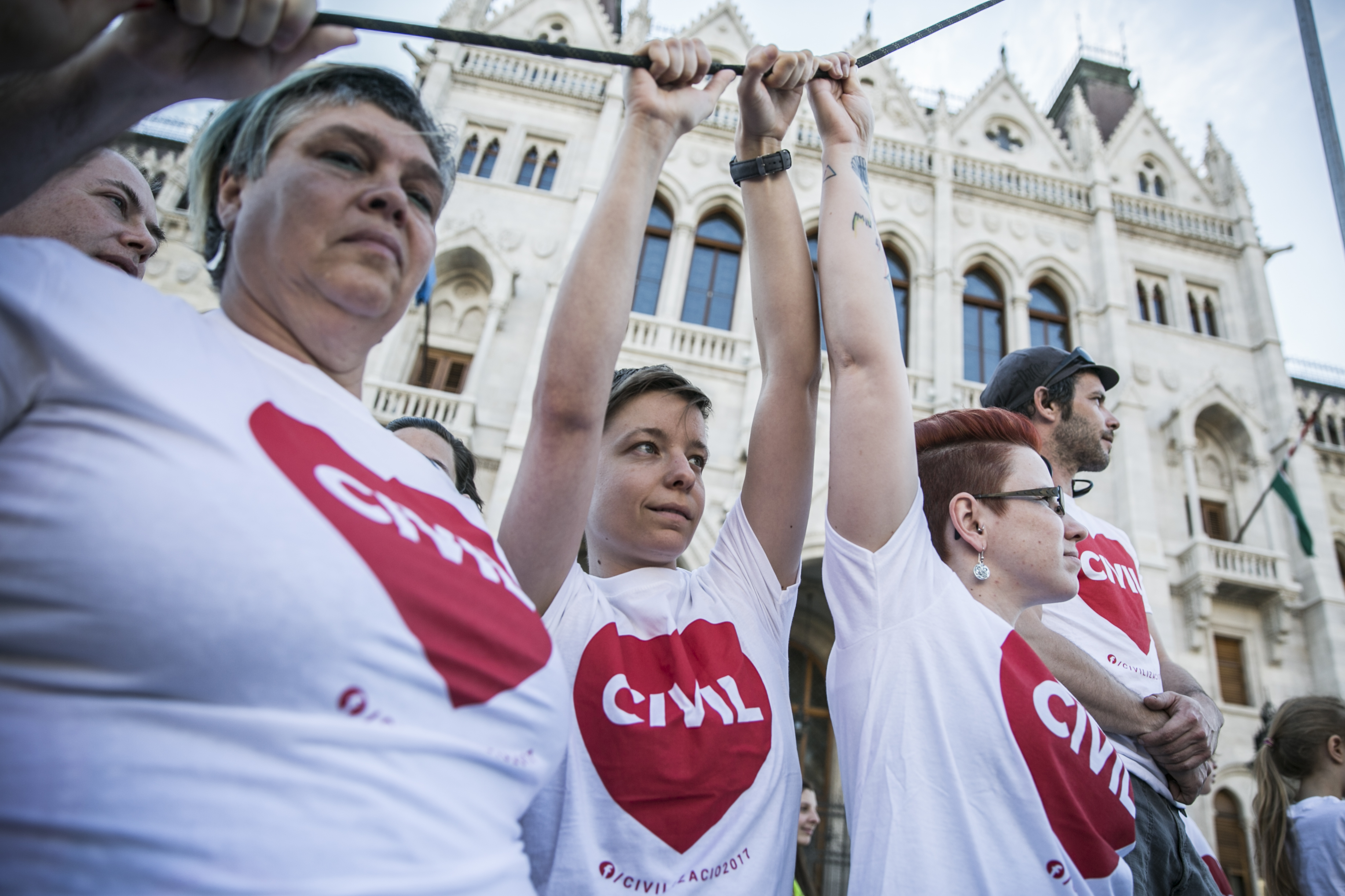 Keményen visszavág a magyar kormány Norvégiának