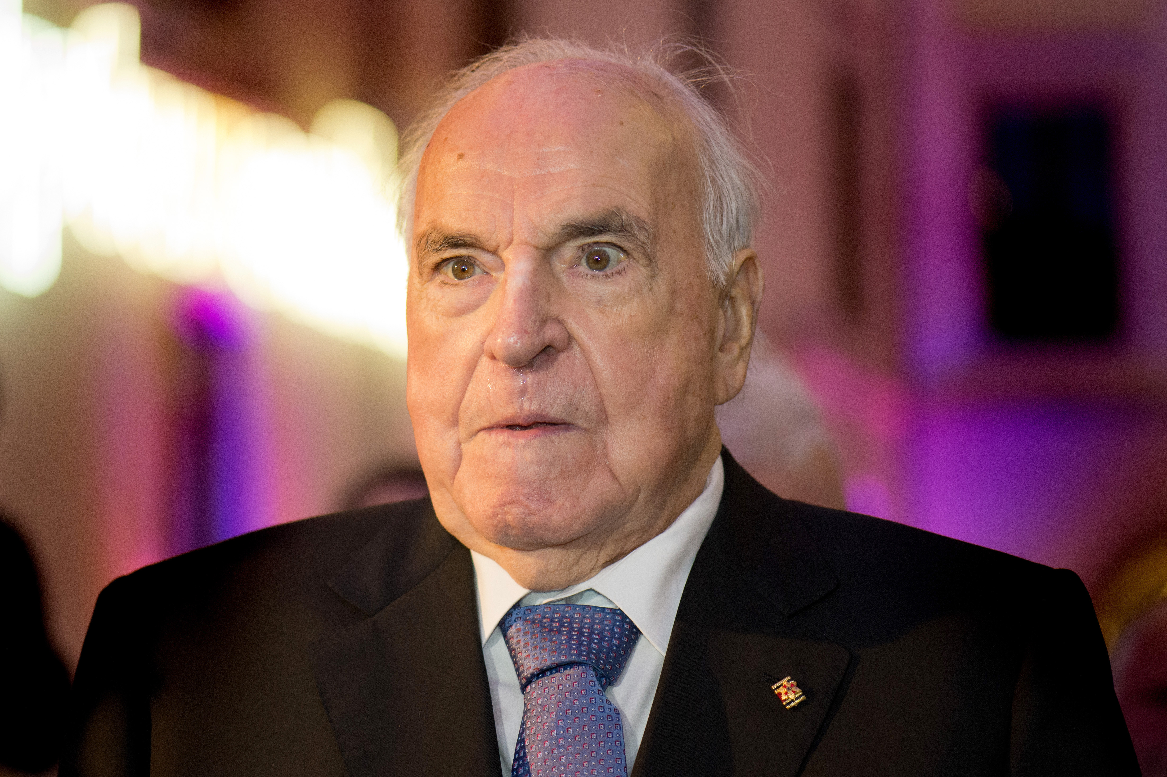 Meghalt Helmut Kohl