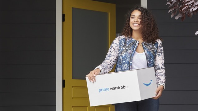 Az Amazon ingyen házhoz fogja hozni a ruhákat vásárlás előtt, hogy felpróbálhassuk őket
