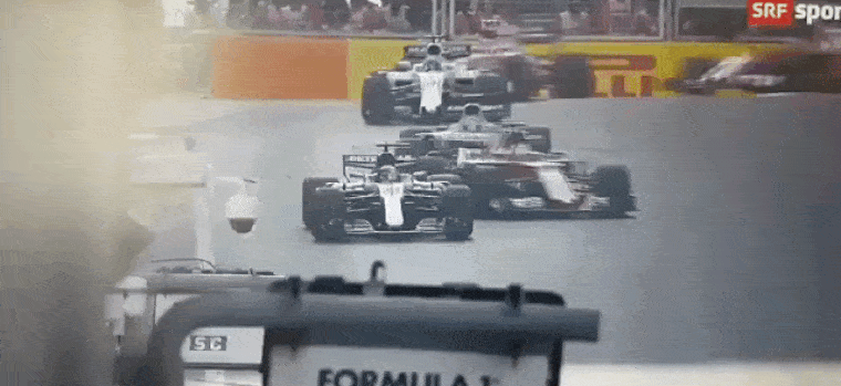 Vettel ledodzsemezte Hamiltont Bakuban
