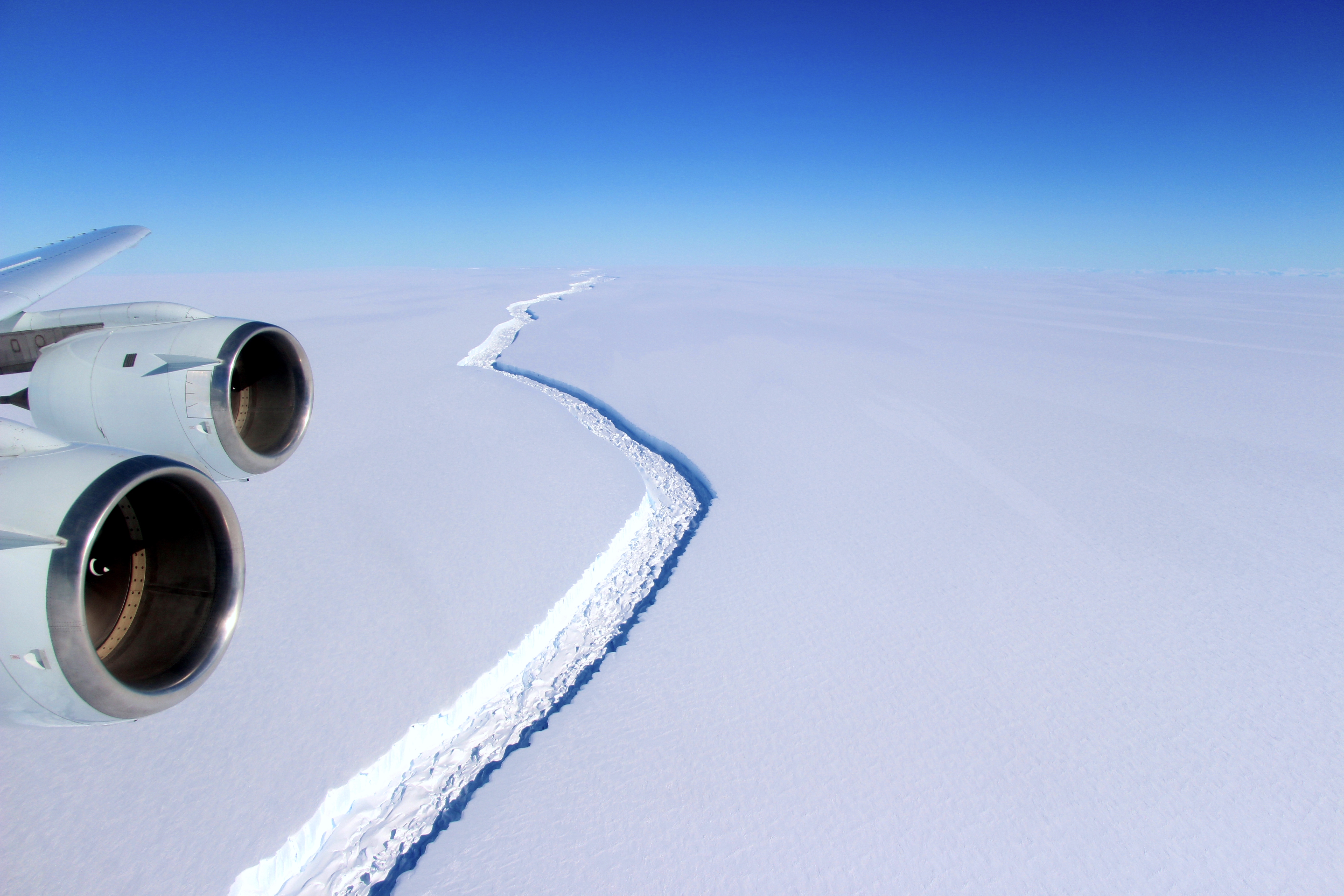 Mekkora is az Antarktisznál leszakadt gigajégtábla?