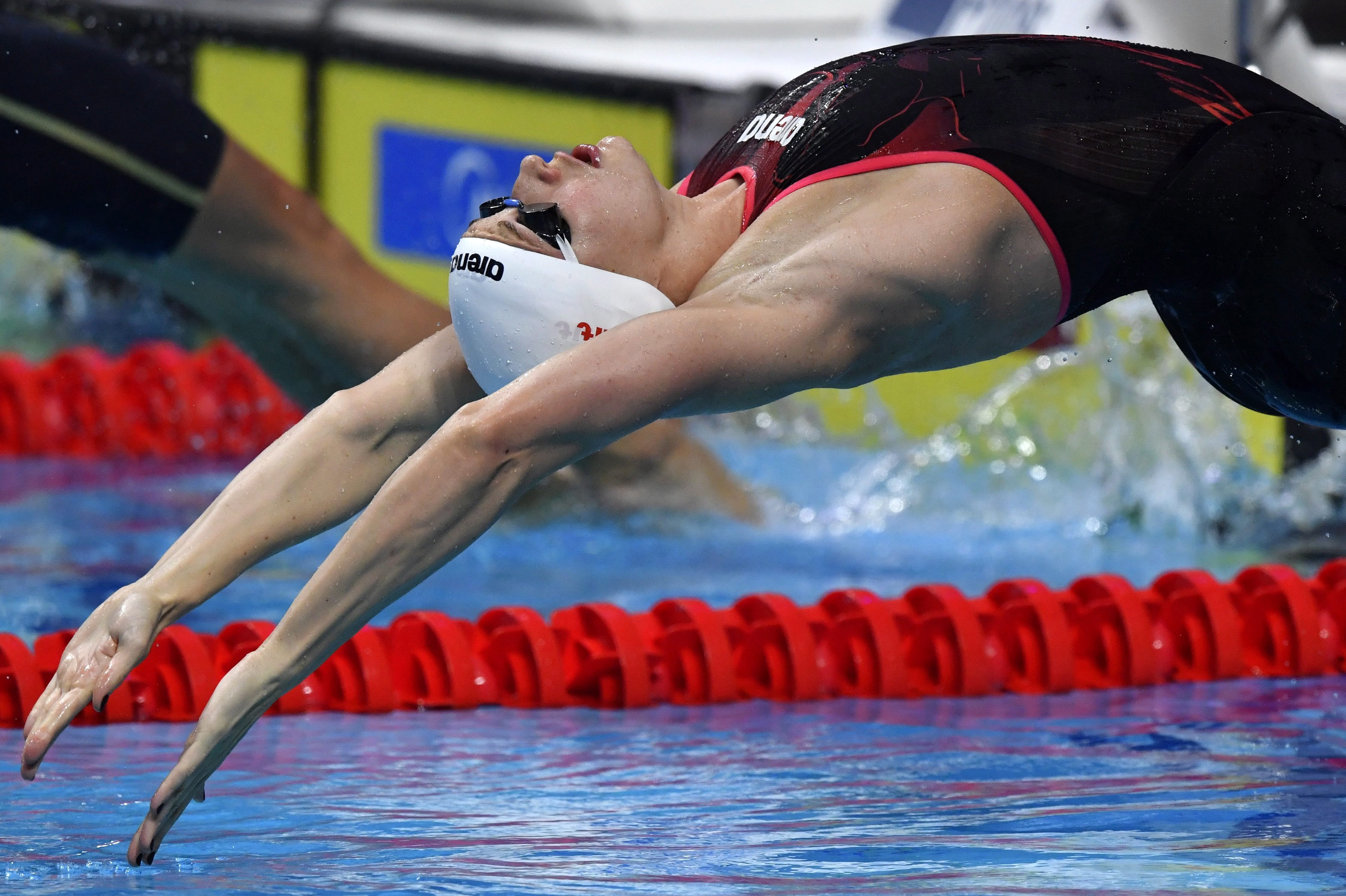 Hosszú Katinka hatalmasat úszva ezüstérmes lett 200 méter hátúszásban