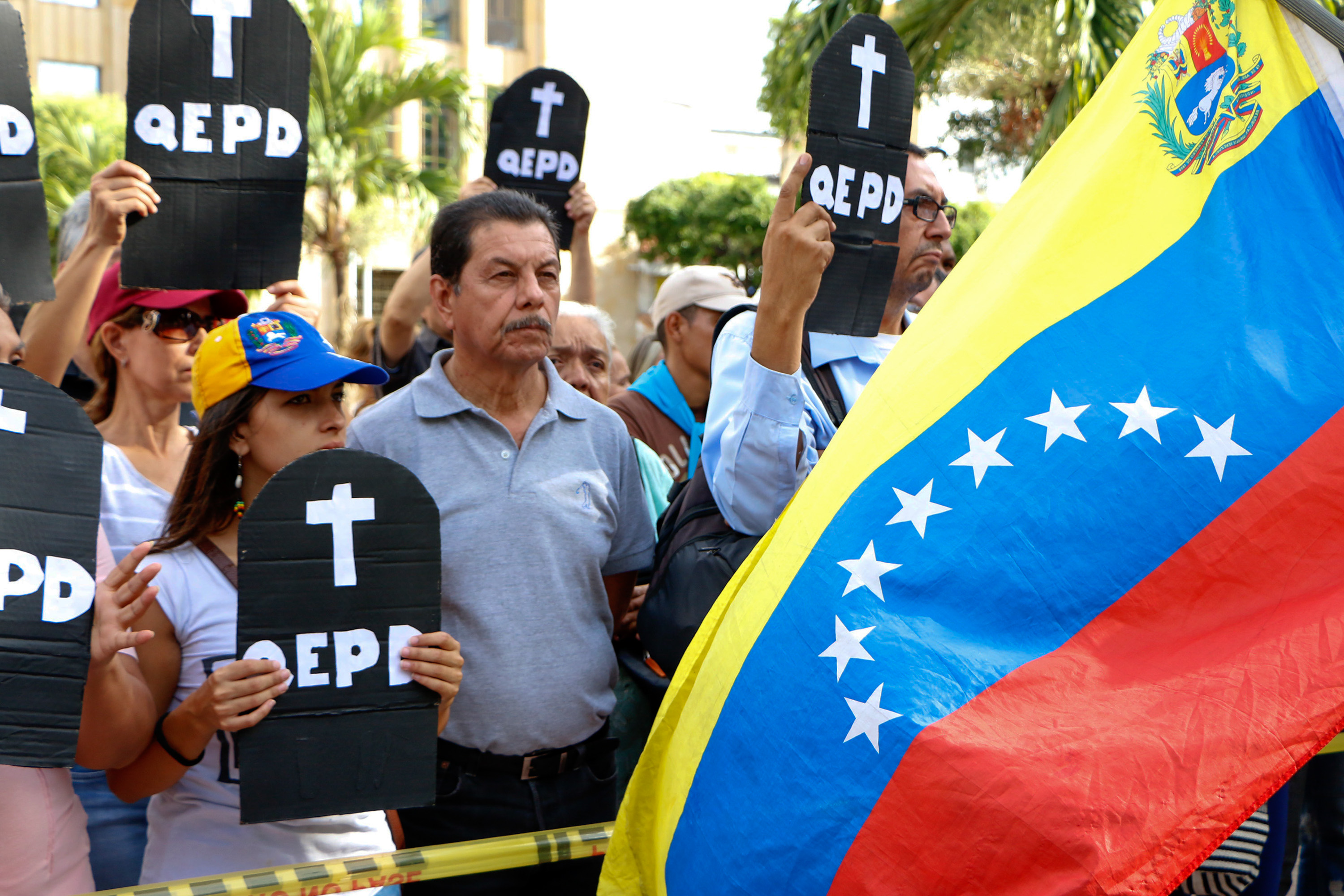 Megöltek egy ellenzéki politikust a nemzetgyűlési választás elleni tüntetésen Venezuelában