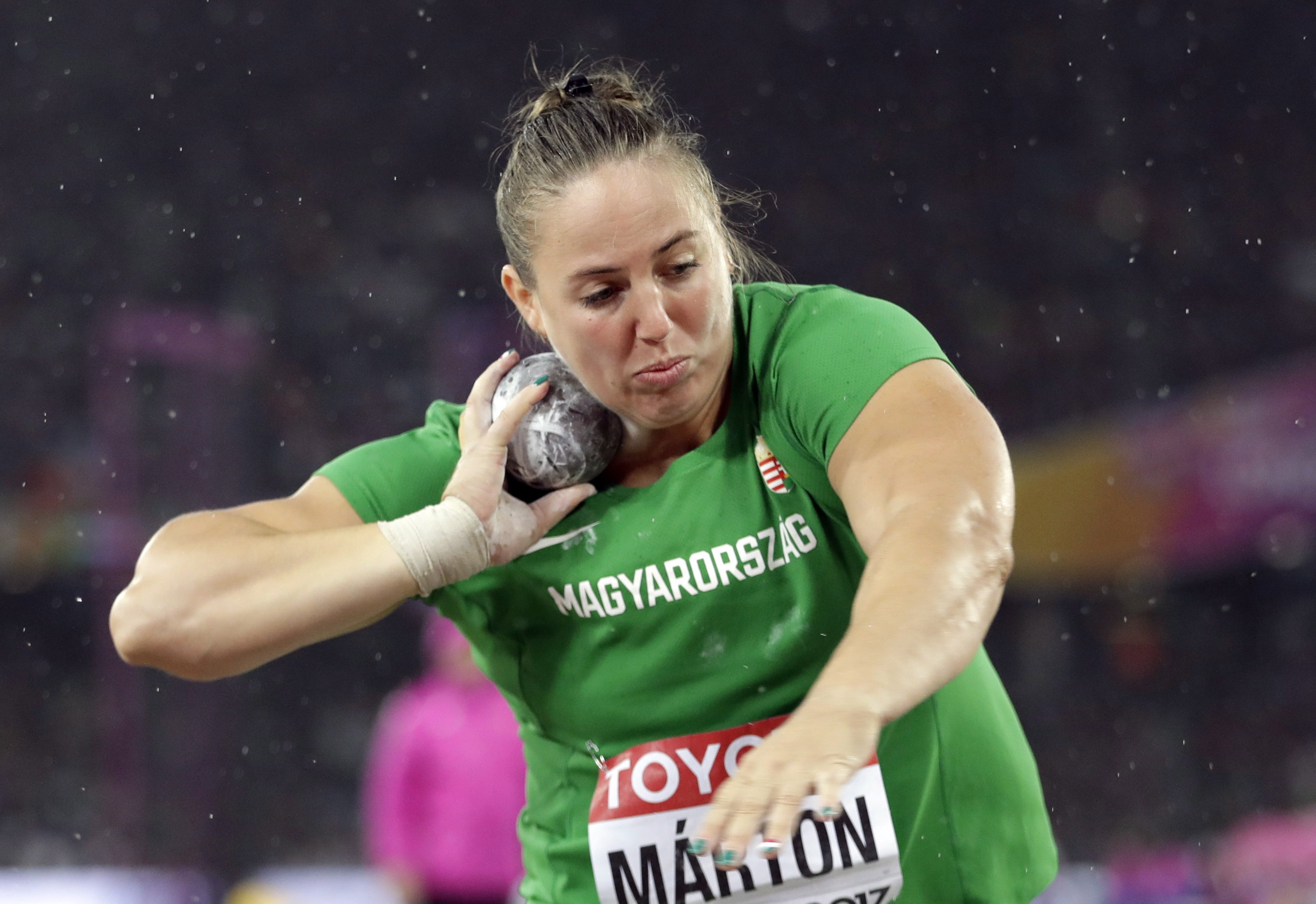 Márton Anita 19,49 méterrel vébéezüstérmes súlylökésben!