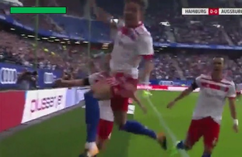 A német focista akkorát ünnepelt a gólja után, hogy úgy lesérült, hogy az egész szezont bukhatja