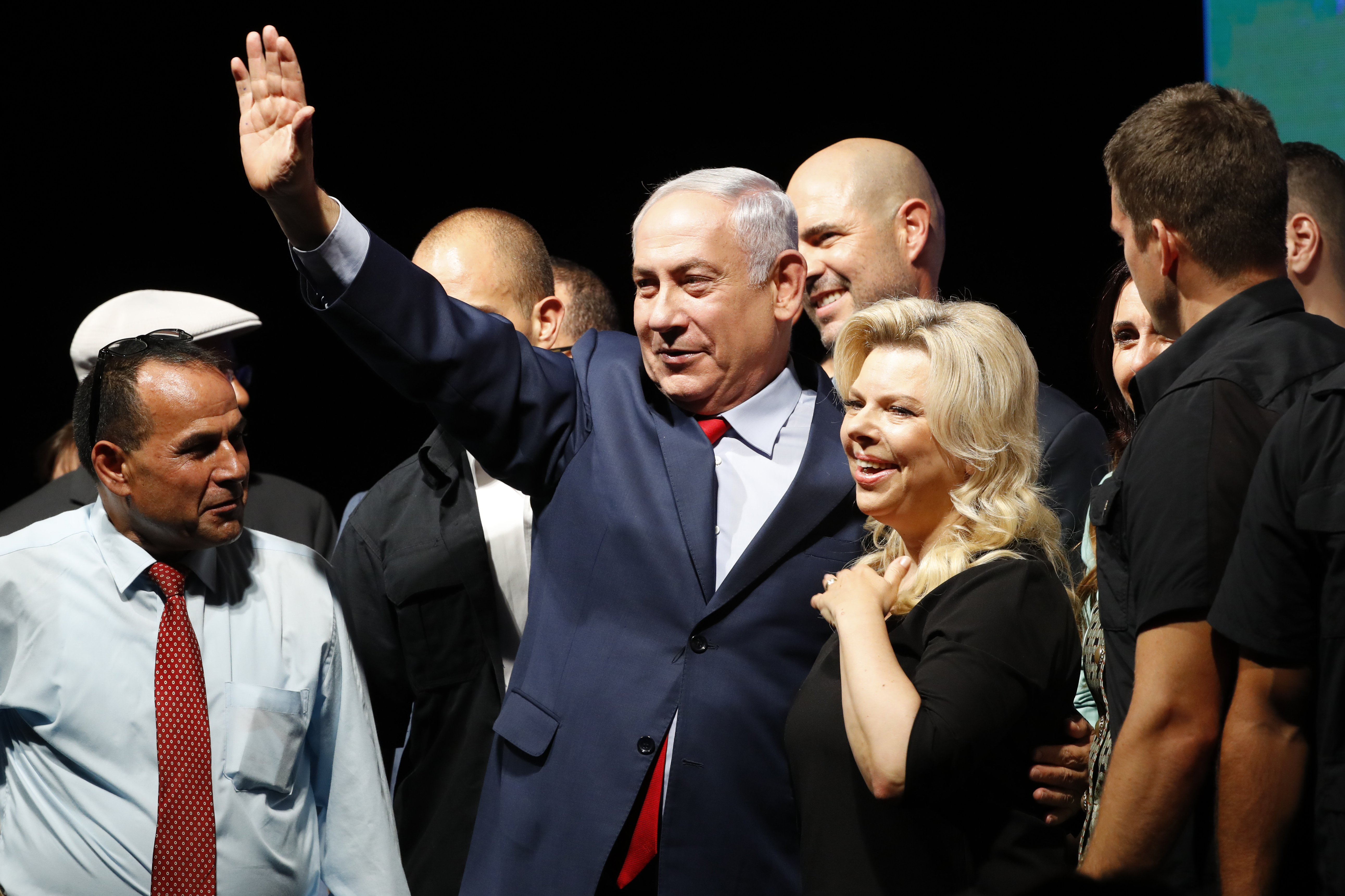 Hamarosan vádat emelhetnek Netanjahu felesége ellen