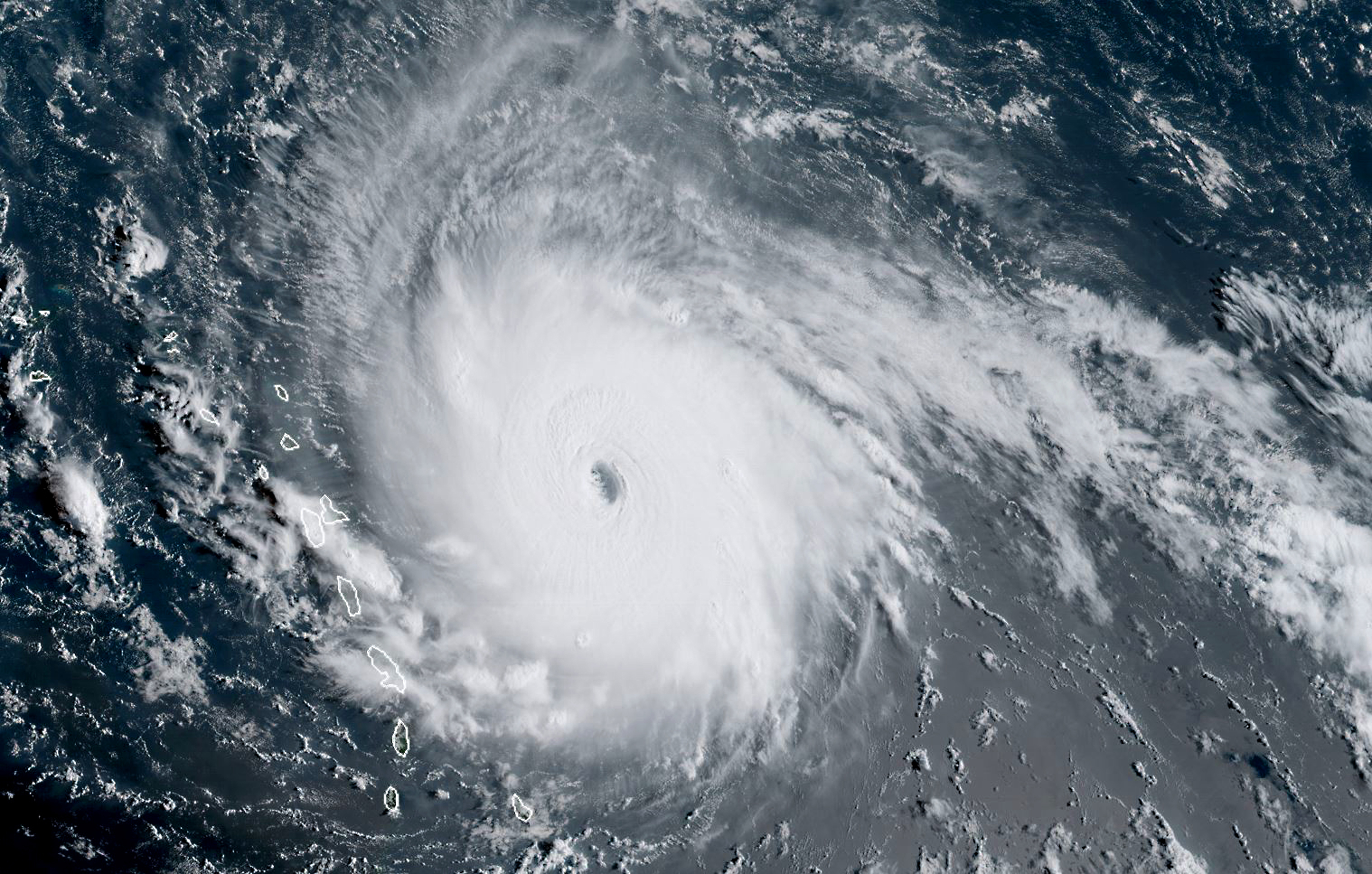 A rekorderejű Irma hurrikán lecsapott a Karib-szigetekre