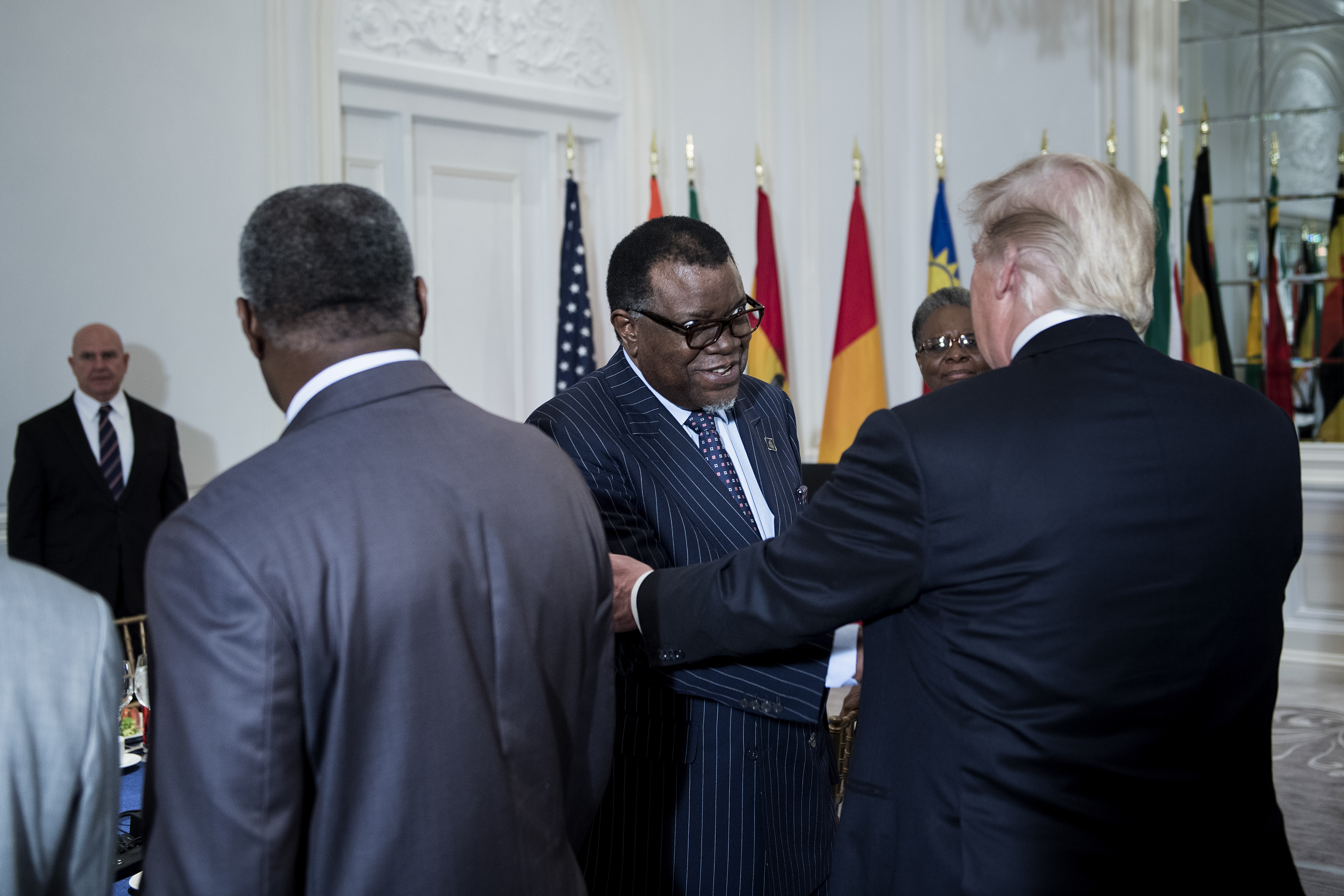 Hage G. Geingob és Donald Trump New Yorkban.