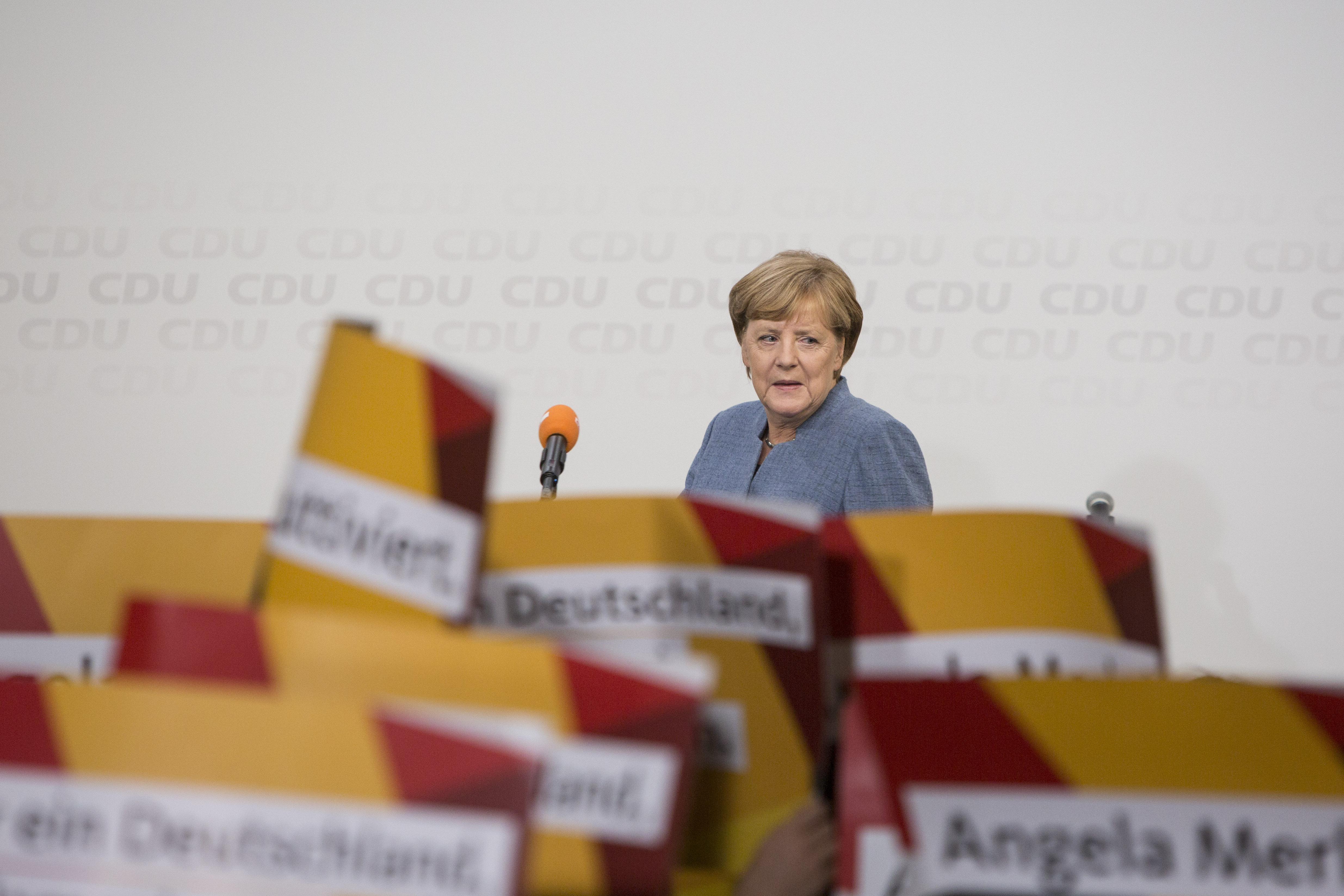 Merkel még hisz a nagykoalícióban