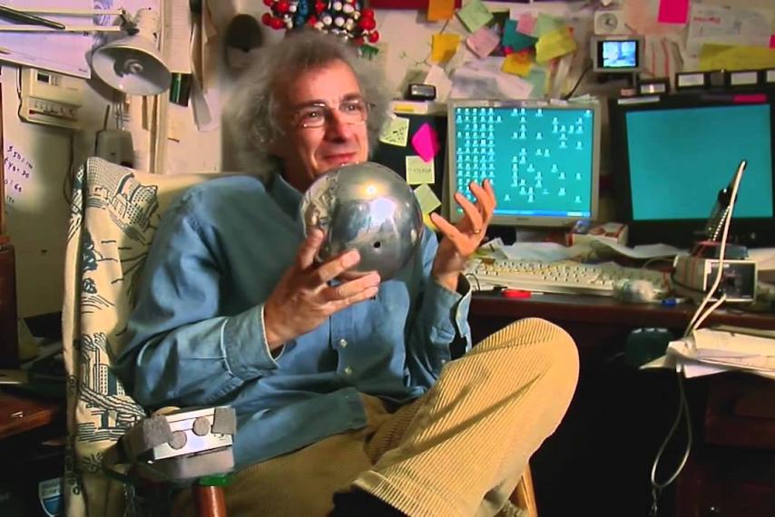 22 évvel ezelőtt egy csillagász megjósolta, mi lesz a baj az internettel, de mindenki kiröhögte