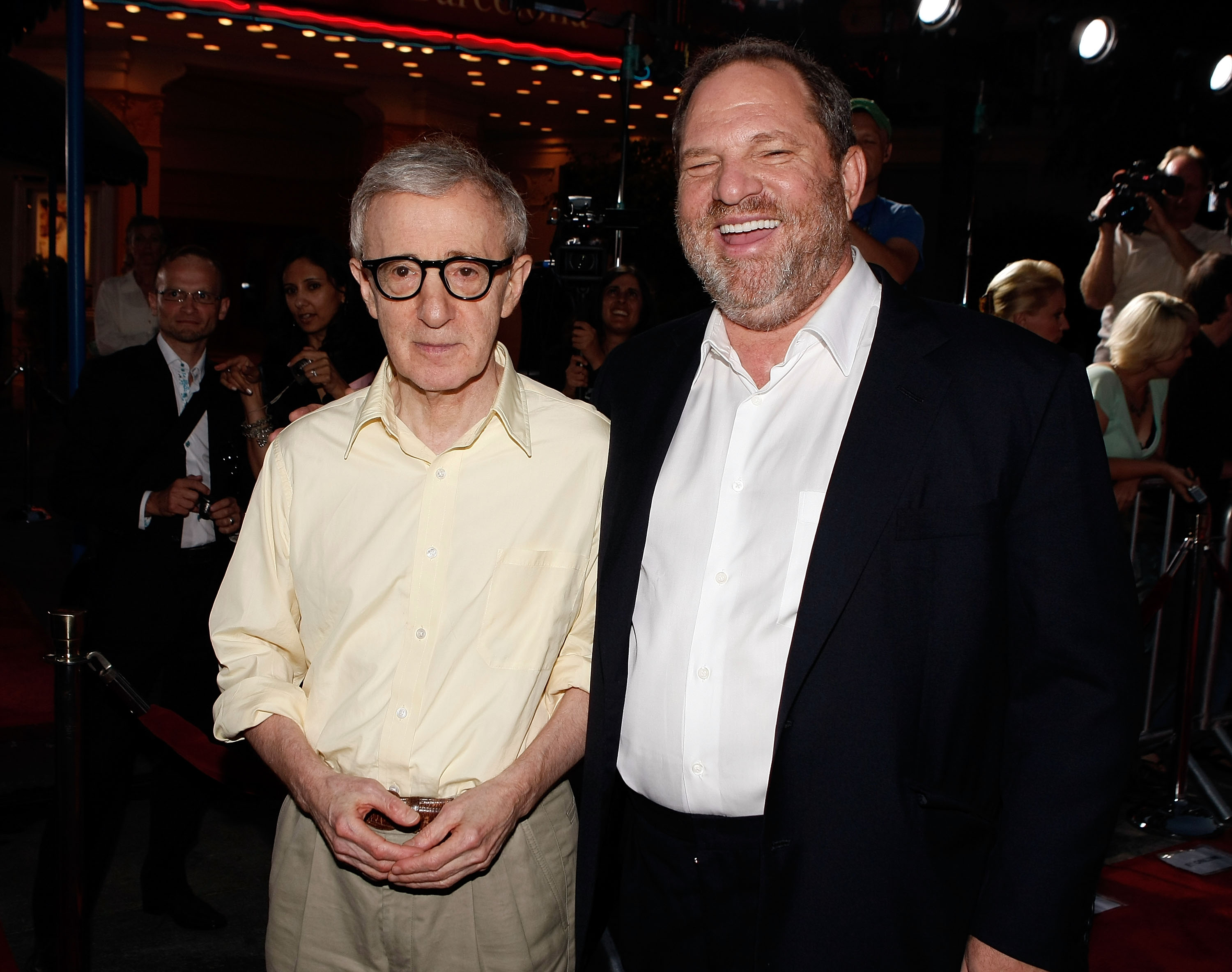 Woody Allen attól tart, hogy a Weinstein-ügy miatt majd mindenkit megvádolnak, aki csak rákacsint egy nőre