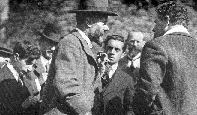 Max Weber, a modern szociológia atyja 1917-ben, kalapban