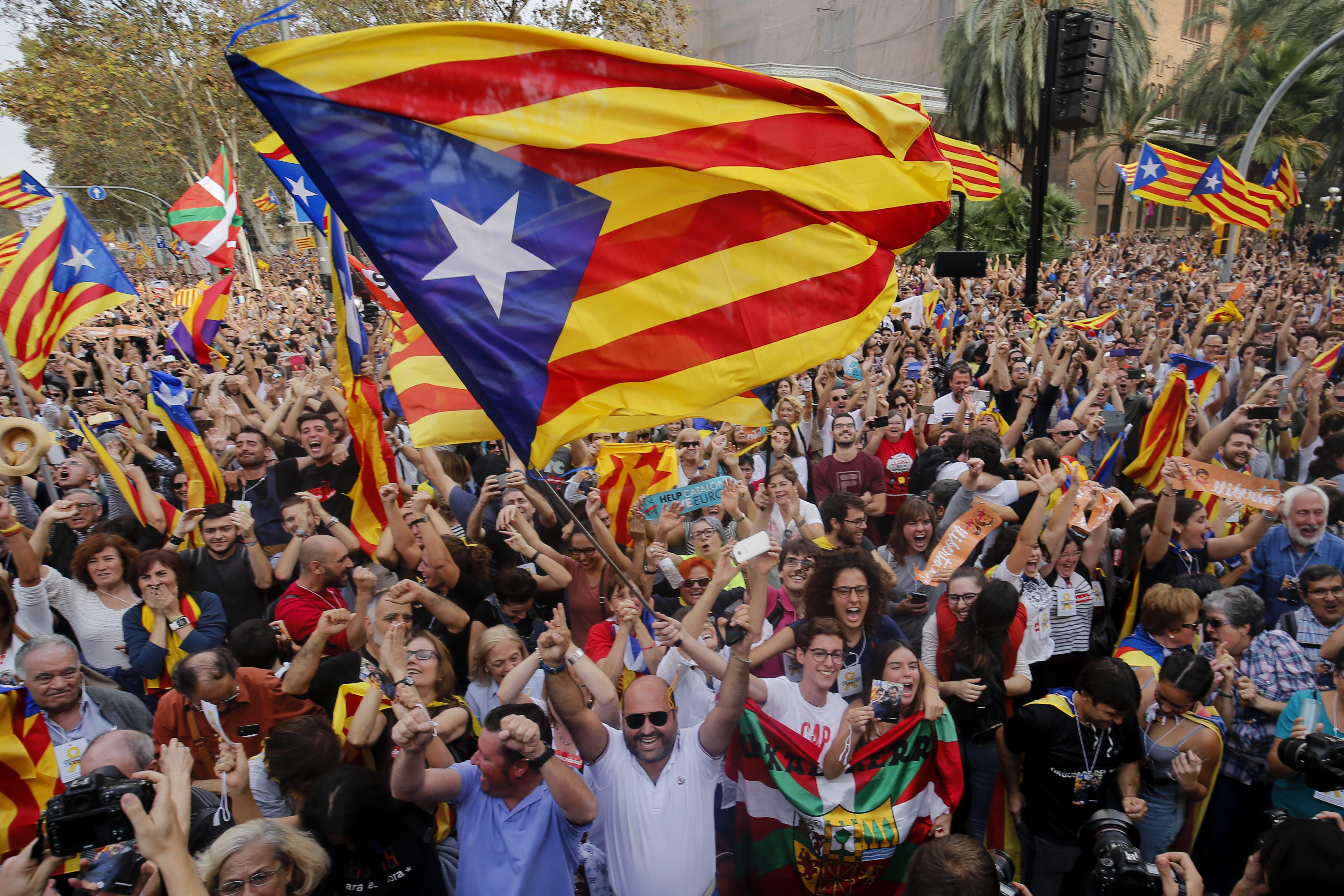 Magára maradt függetlenségével Katalónia