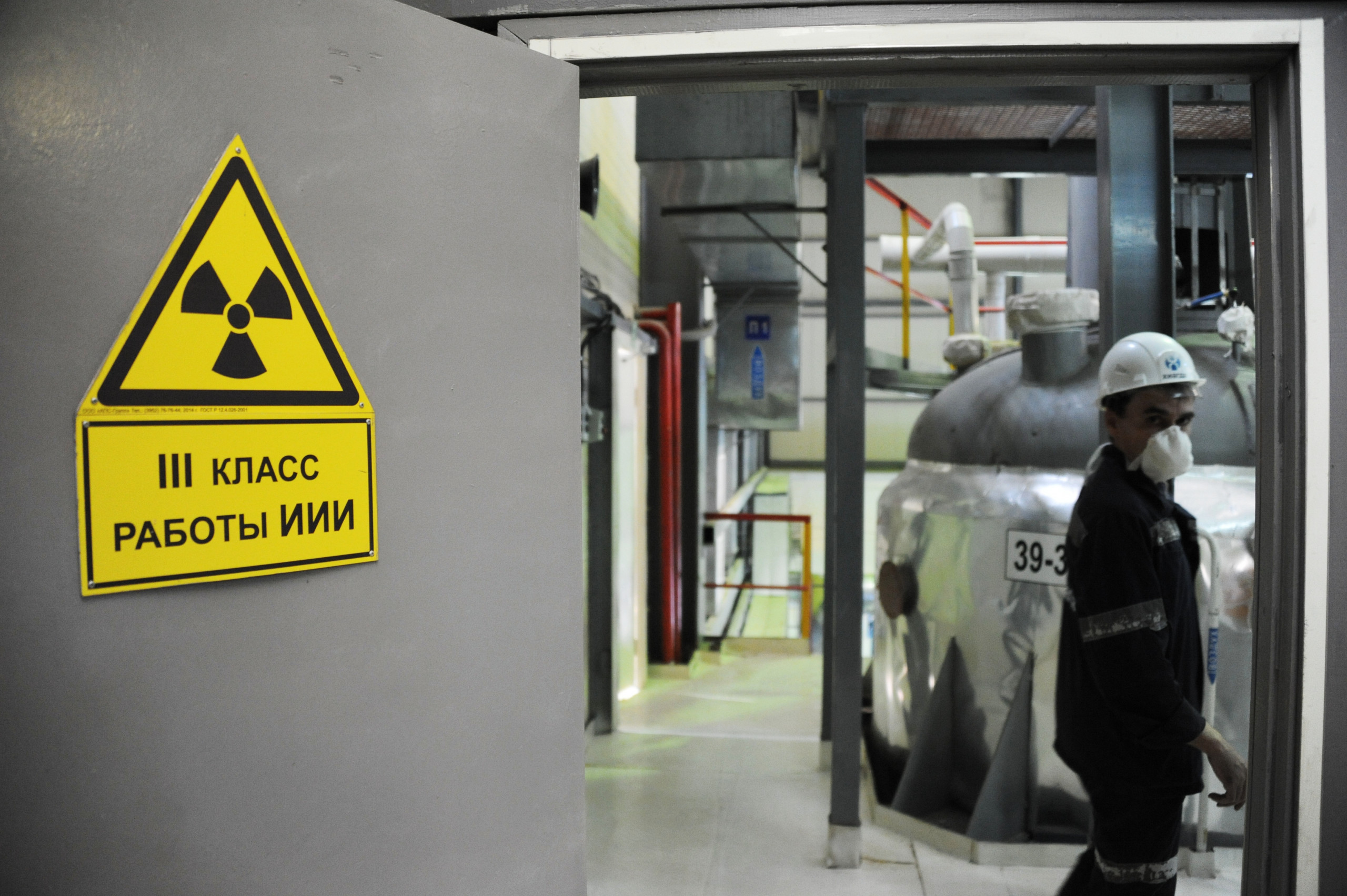 Мировая добыча урана по странам. Доля россии в рынке обогащения урана. Низкообогащенный уран. Уран поставка в америка. Уран цена.